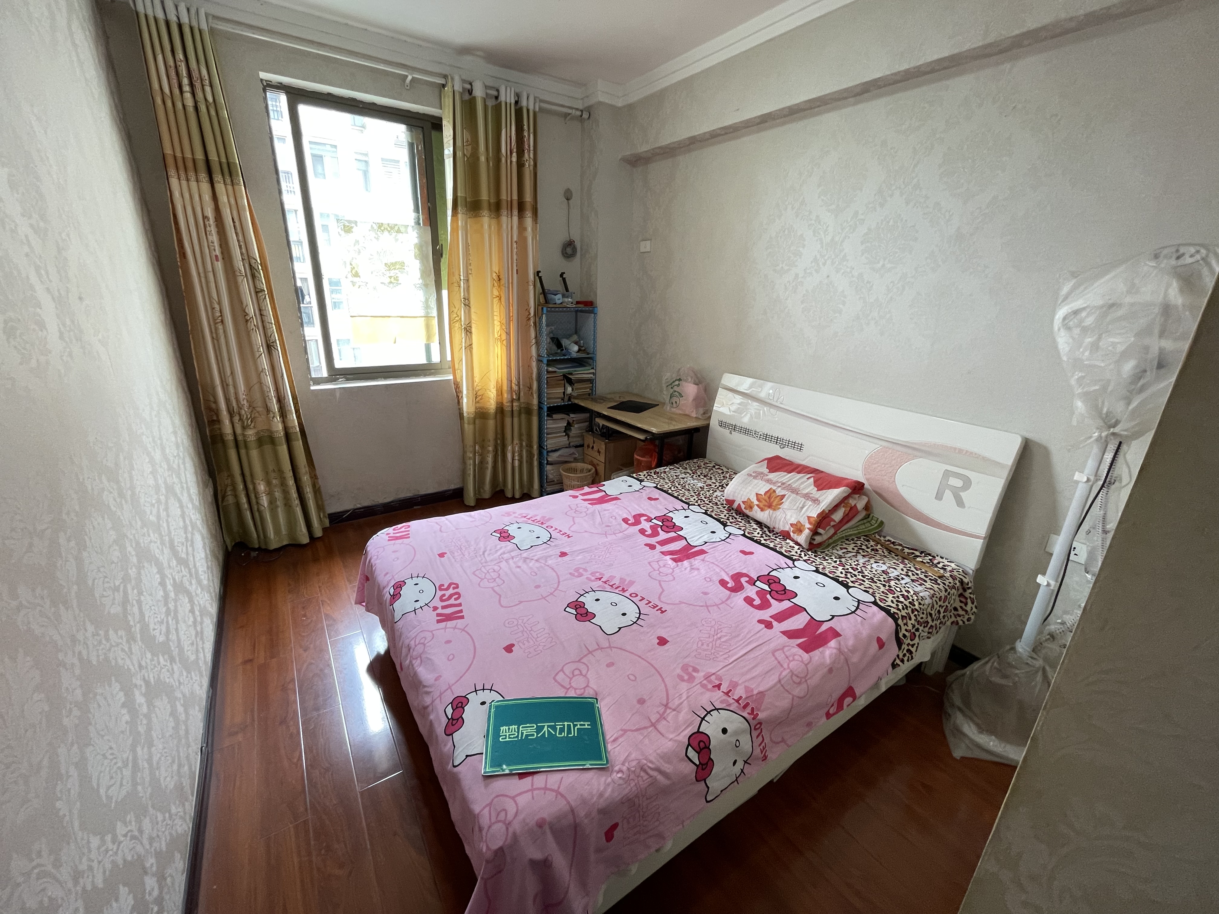 金诚花园精装两房电梯中层户型方正房东诚意出售