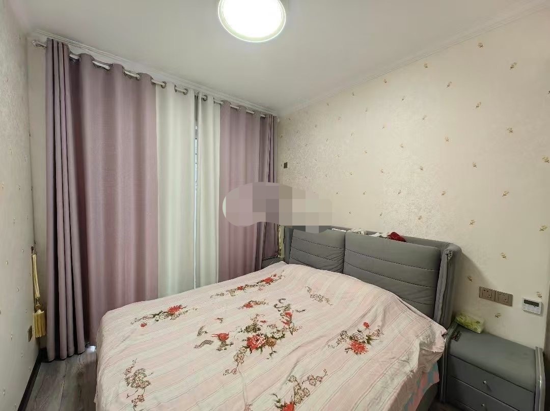 捡漏，元泰未来城C区，精装三房两卫，单价5千多，楼层好，视野采光好，