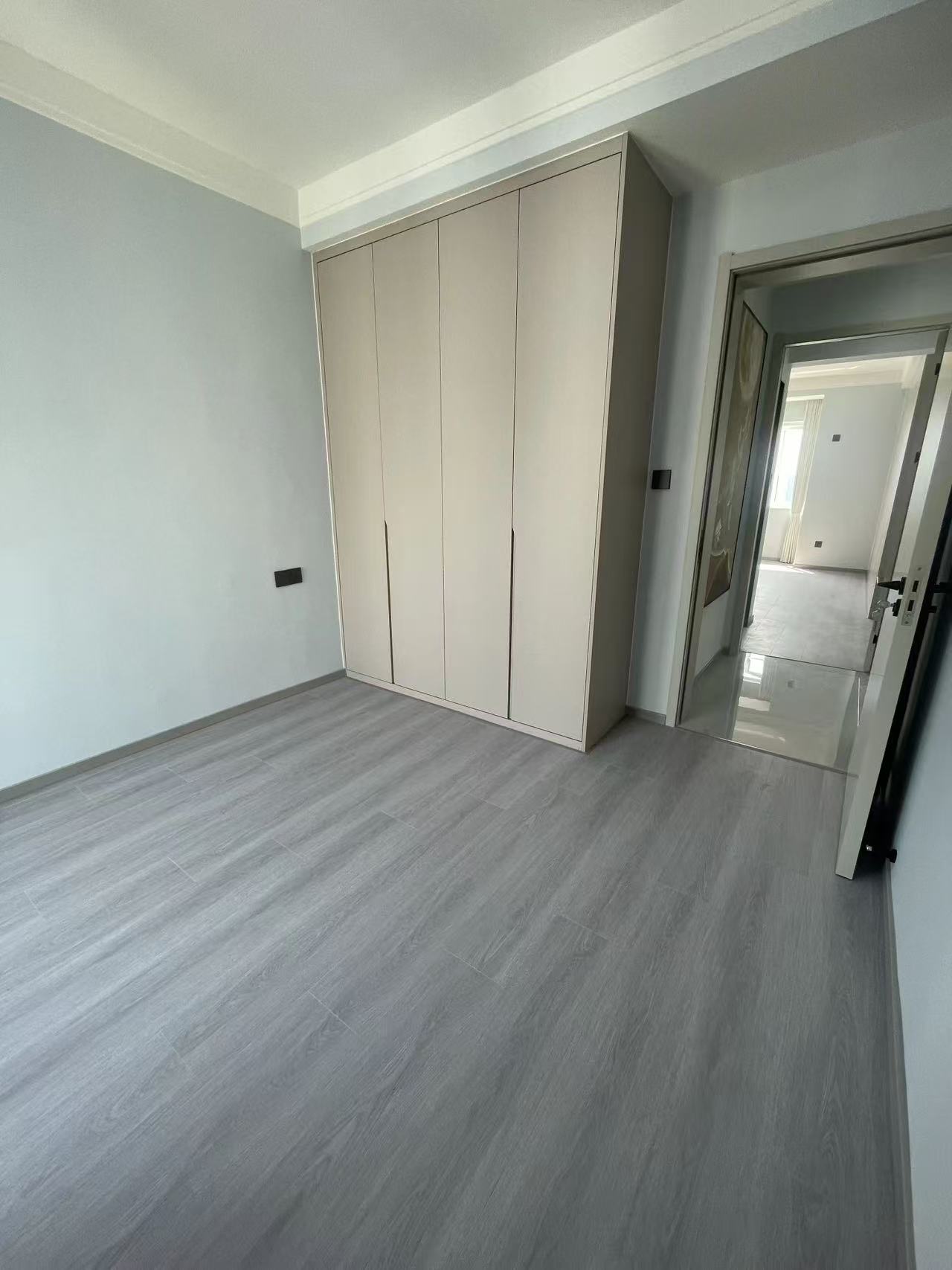 降价了，城南，福星城，边户，视野采光好，全新精装三房两卫，好楼层