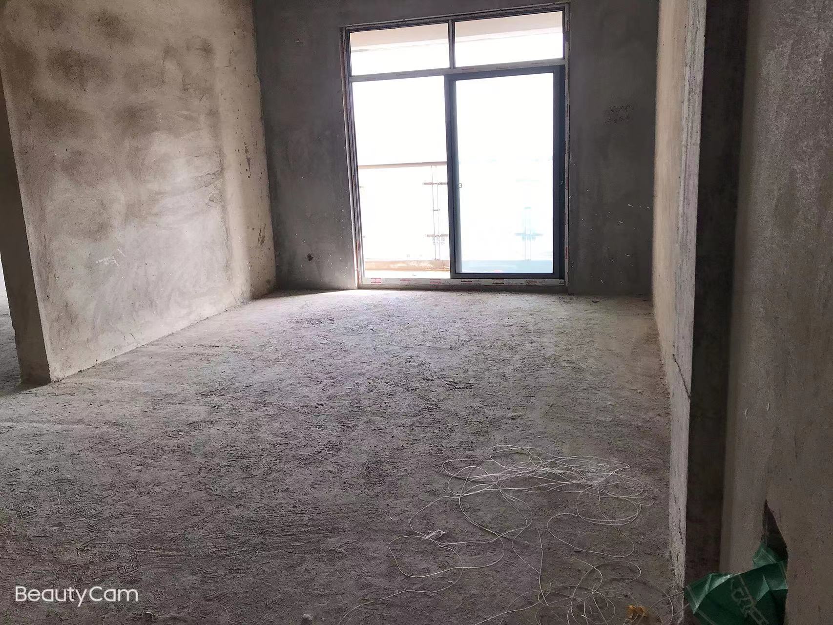 紫润尚城全朝南两房无遮挡转角大窗户采光好看房方便可按揭中间楼层