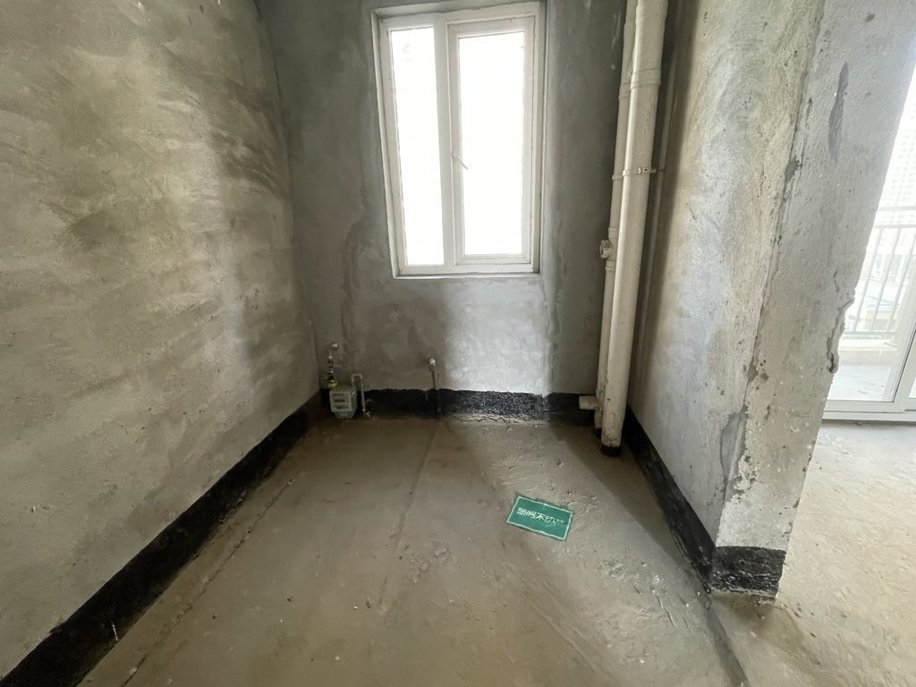 紫润尚城中间楼层南北通透前后无遮挡看房方便可贷款