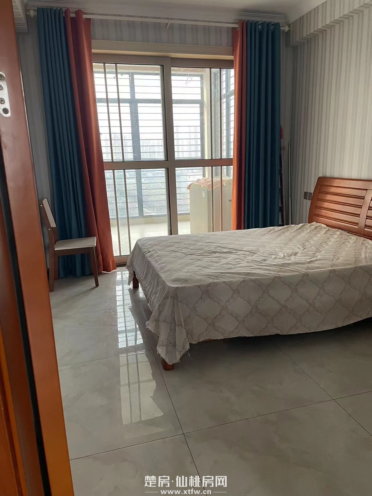 一品苑125平精装房