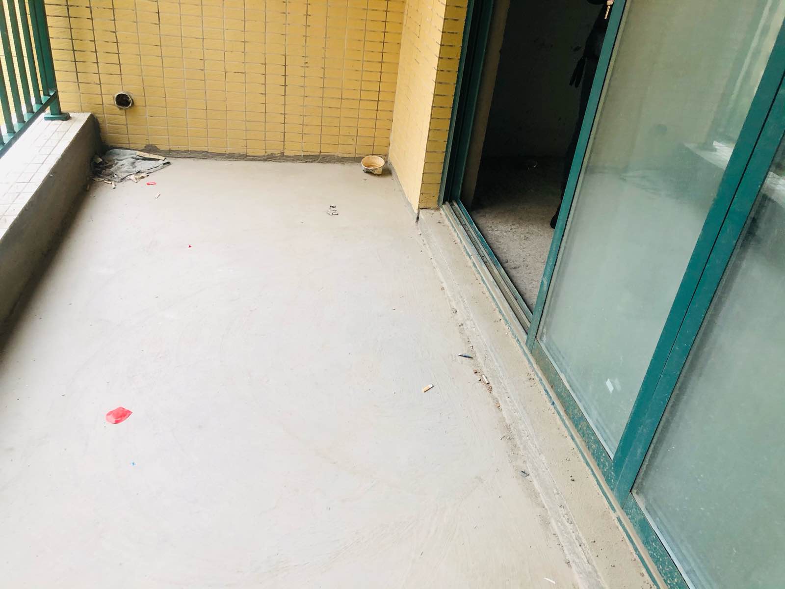 新城壹号毛坯三室二厅二卫南北通透看房提前预约