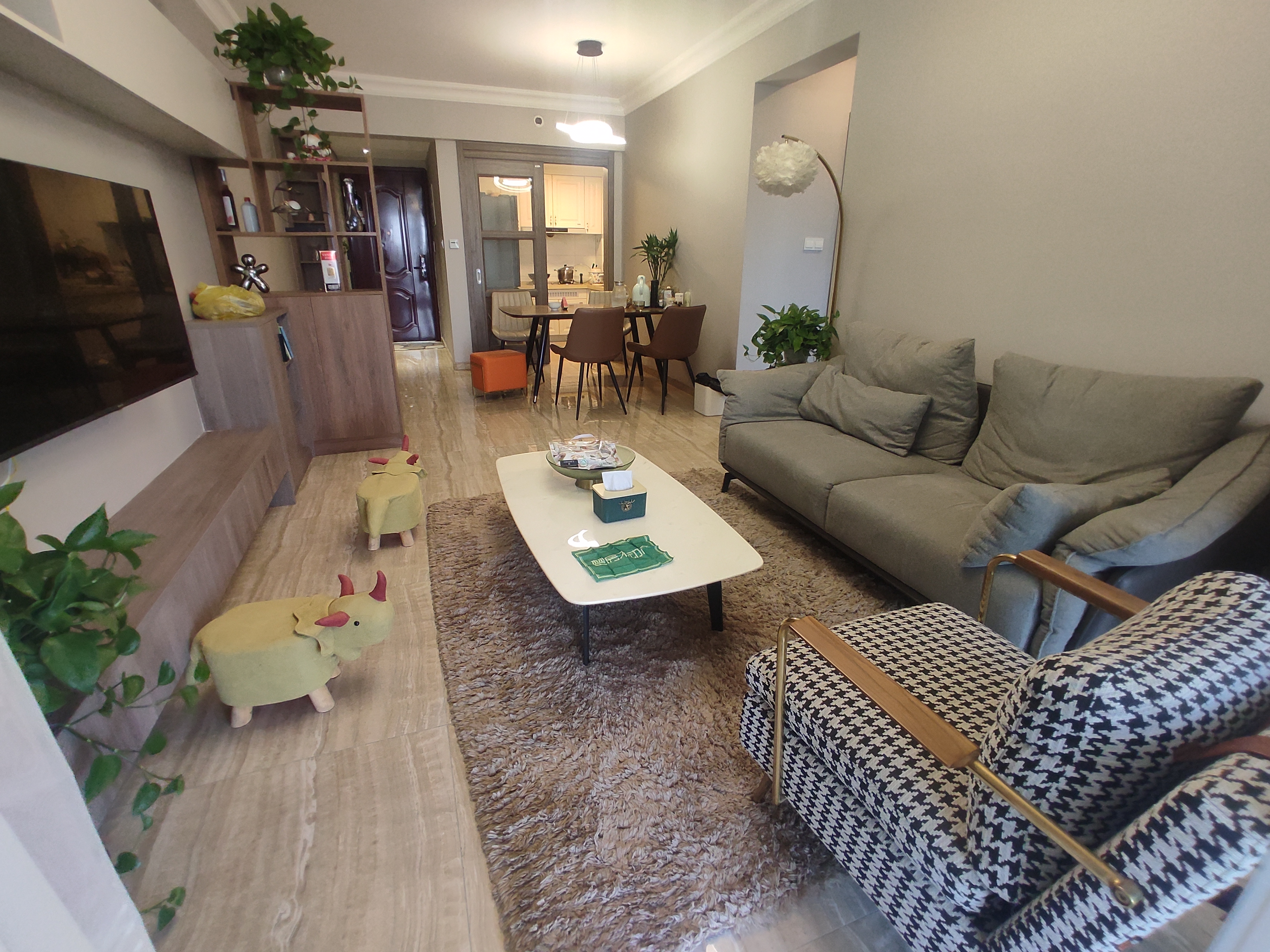 碧桂园精装三房两卫小区环境好自带游泳池业主诚意出售