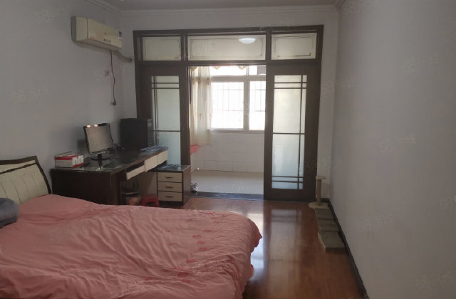 毅德园3室2厅2卫南北朝向