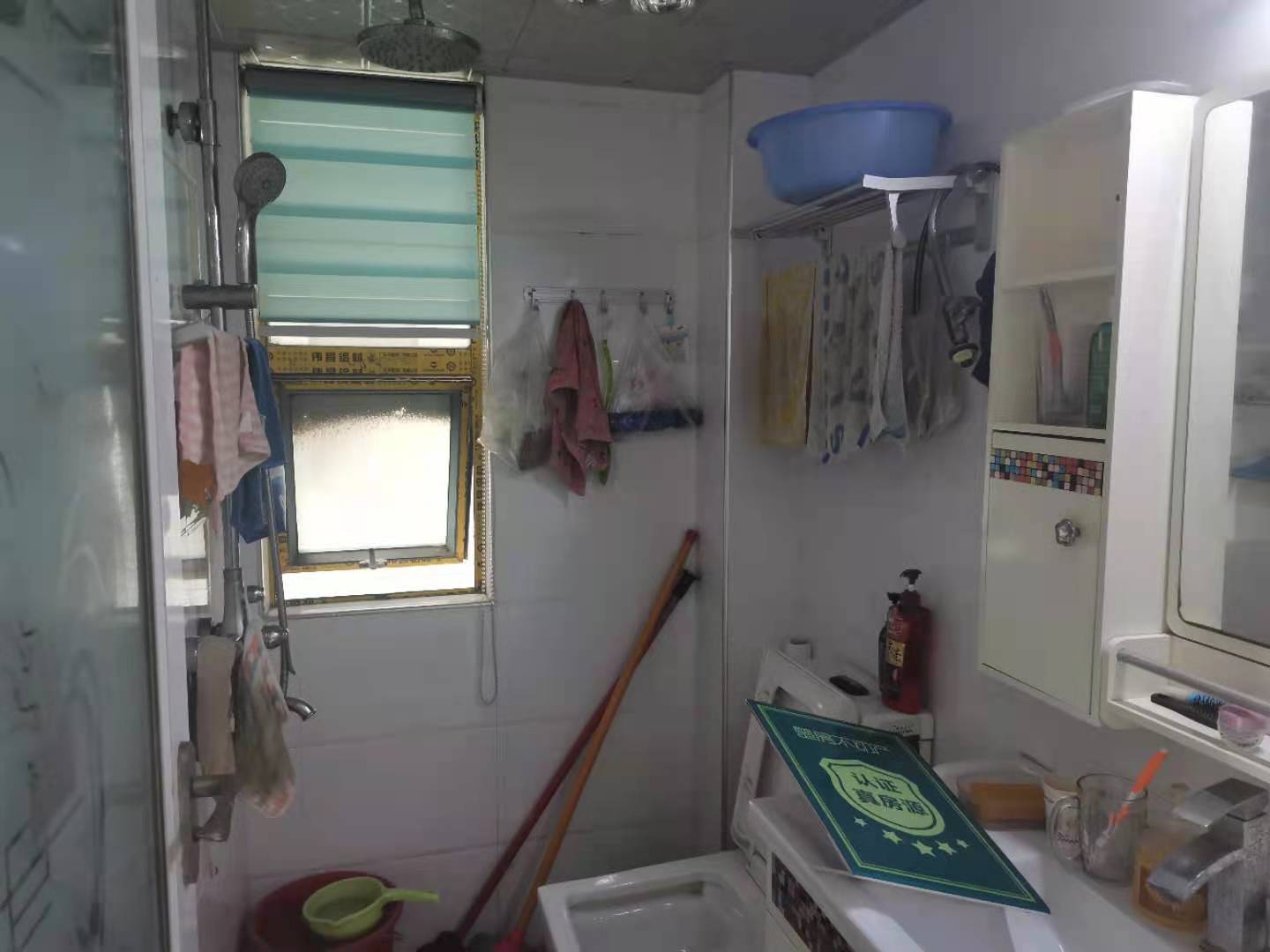 商城附近大兴公馆电梯好楼层，低价诚意出售！