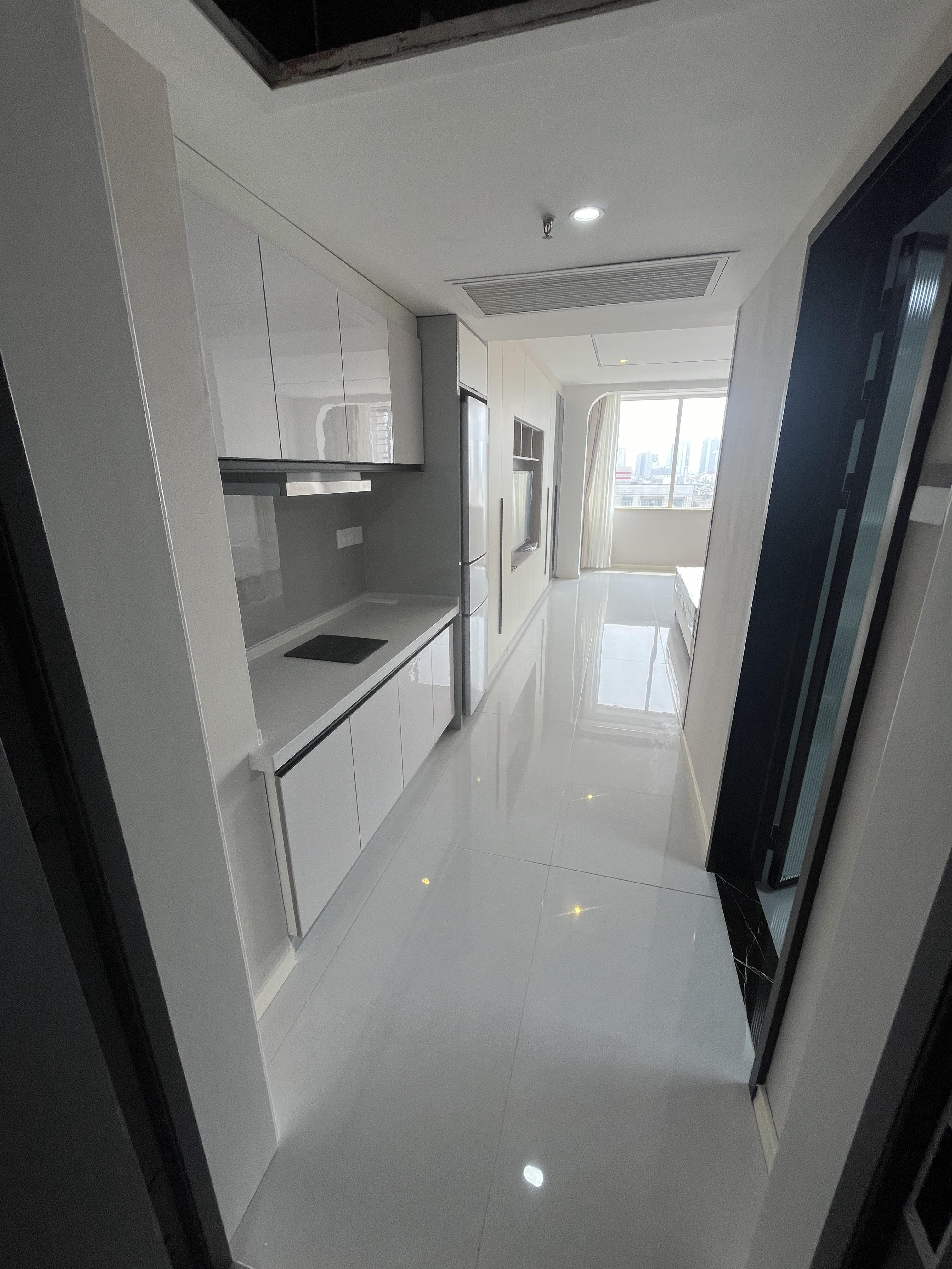 降价了，天下城市星座，9.9新装修，单价4500，看中可谈