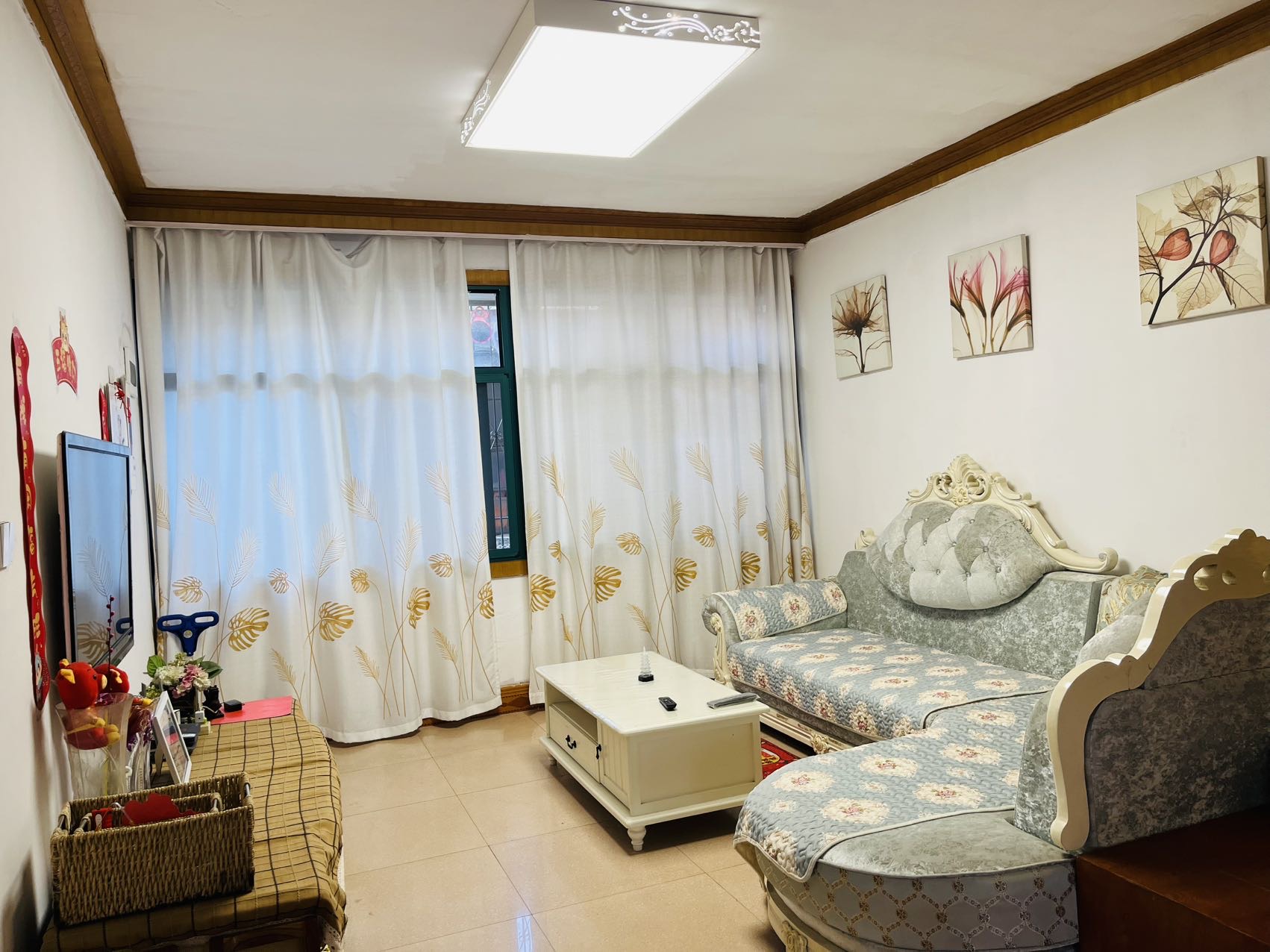 大新路步梯二楼