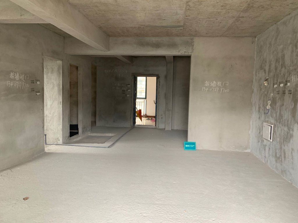 城南新街精品小三房证件满2年楼层好视野好税费低既买既装