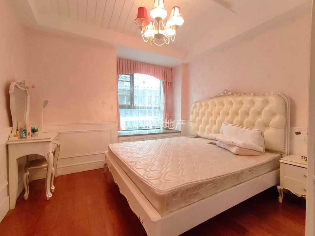 房东急售，城南新城壹号，大平层，电梯入户，花园洋房，好楼层，带车位