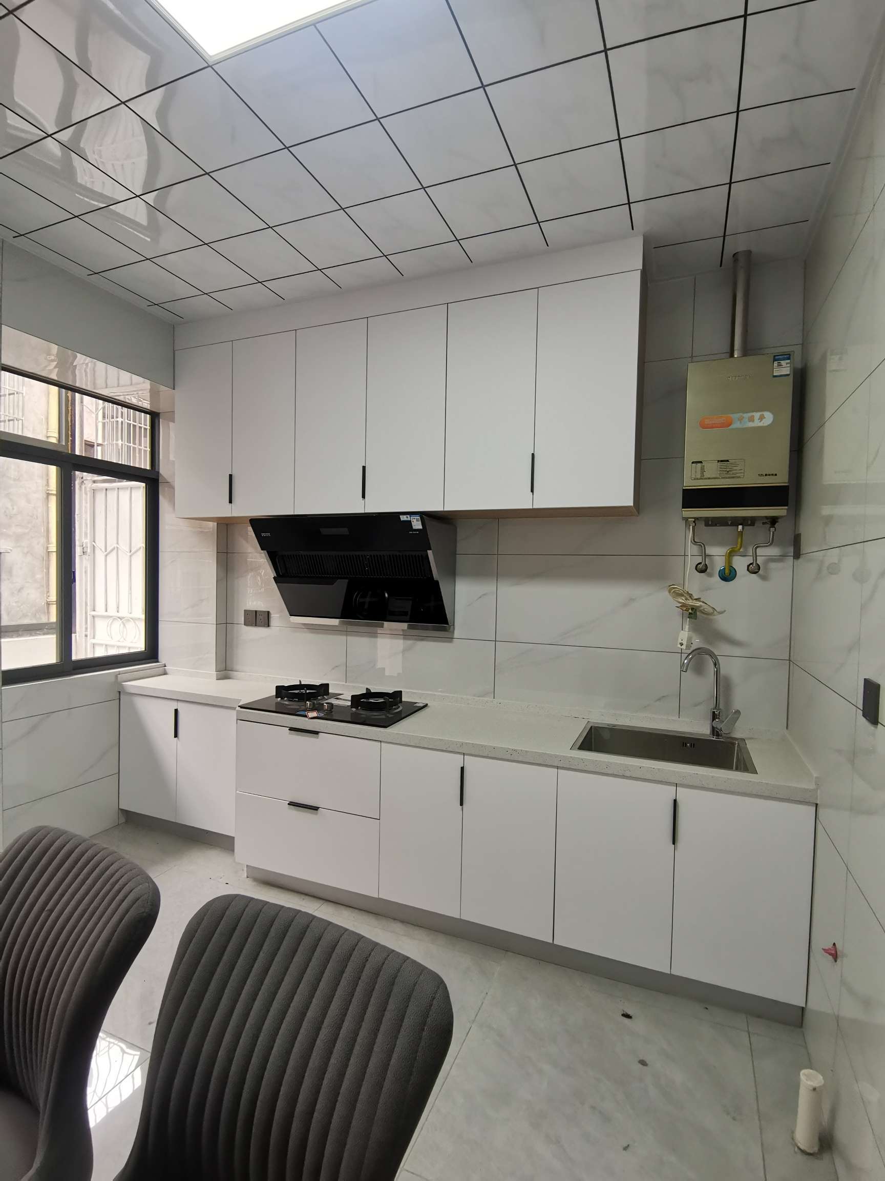 老城区全新装修拎包入住水利工商宿舍