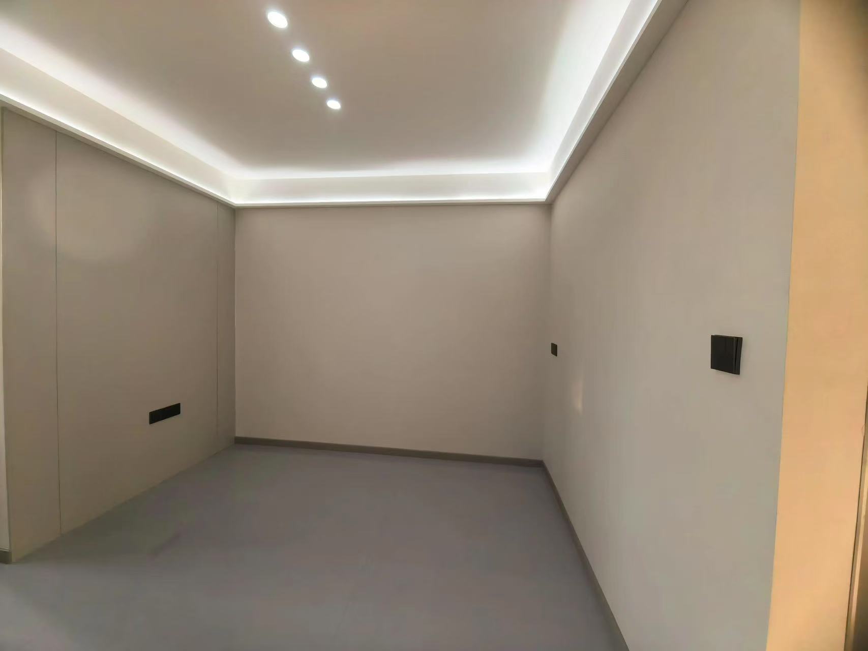 大洪小区，复式楼，步梯好楼层，精装三房，36.8万，证满二