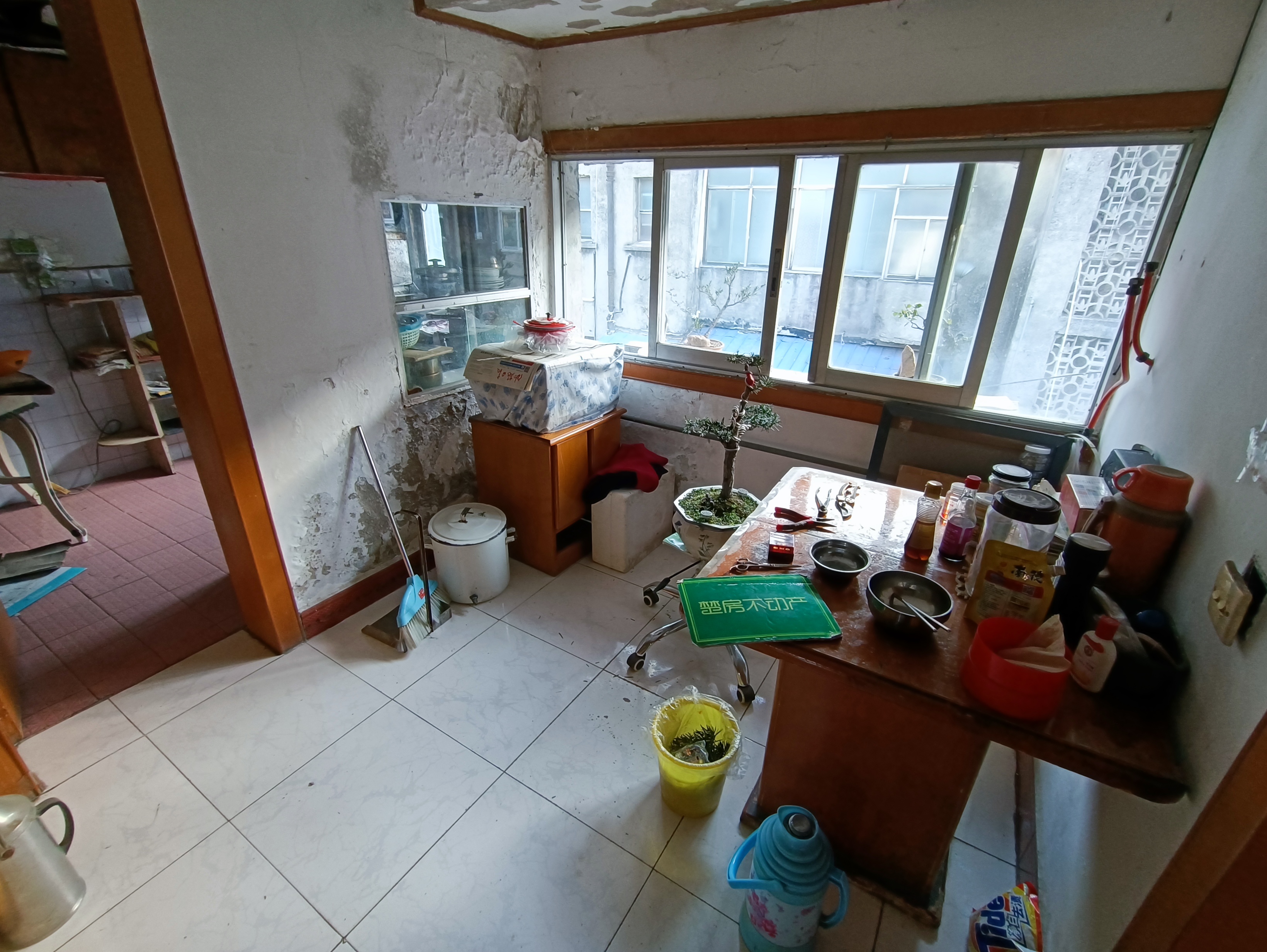 老八中旁文化新村全新装修精装三房拎包入住随看房楼下就是学菜场生活极其方便