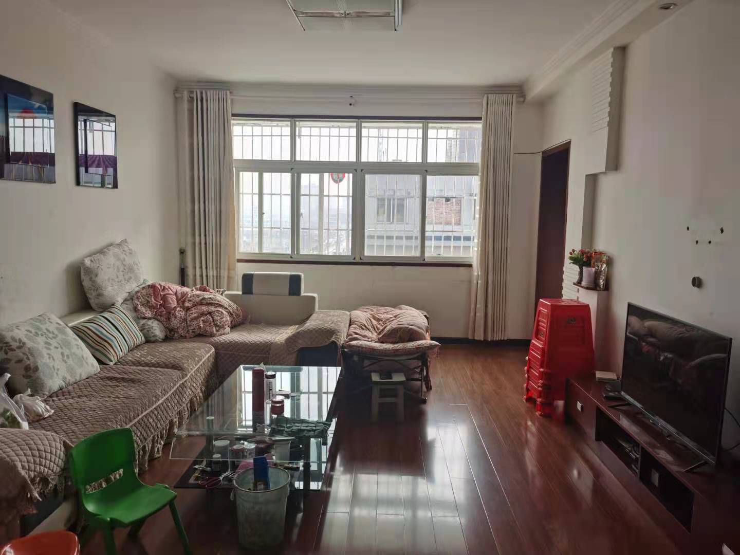 干河办事处旁 祥云居 大三房 视野开阔 南北双阳台 拎包入住