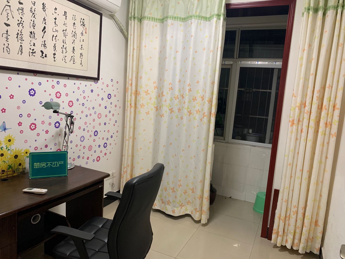 宏大小区，周边配套设施齐全，仙桃 ，沔中，都在附近