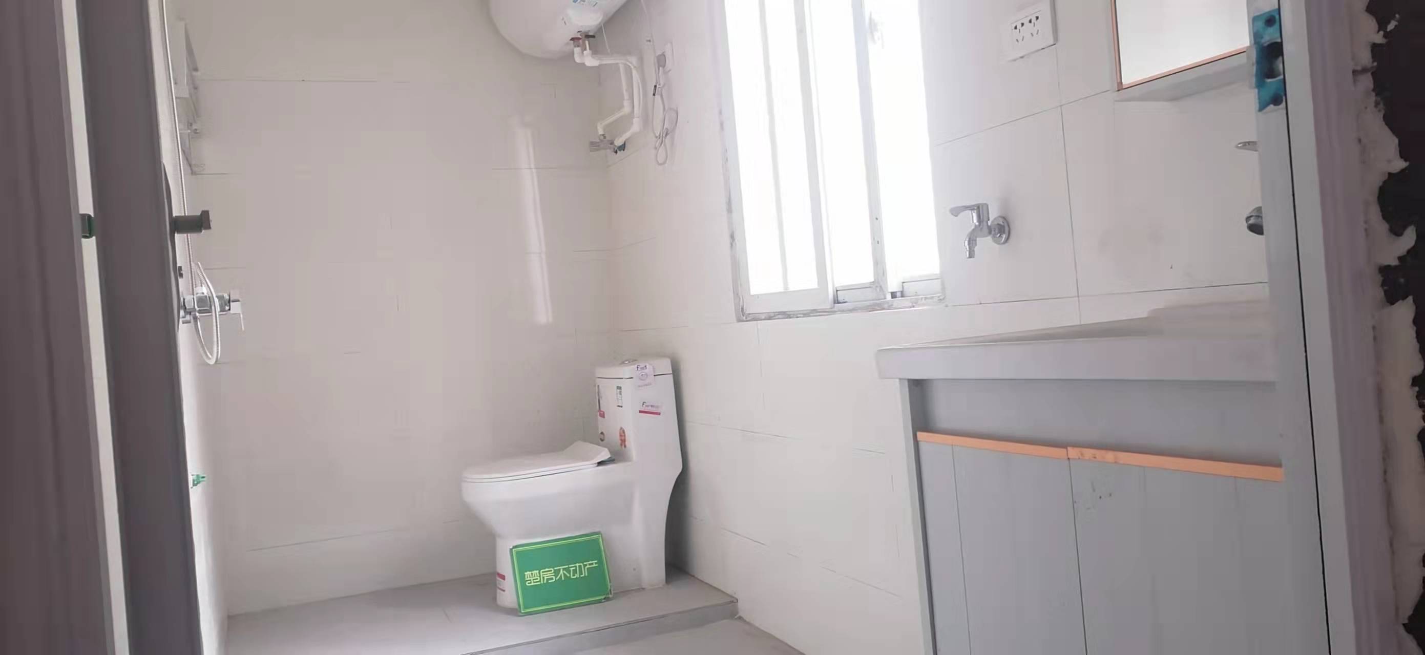 石码头社区私房整体出租适合培训办厂