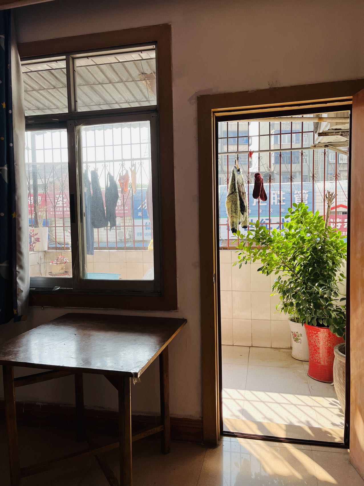 大新路步梯二楼