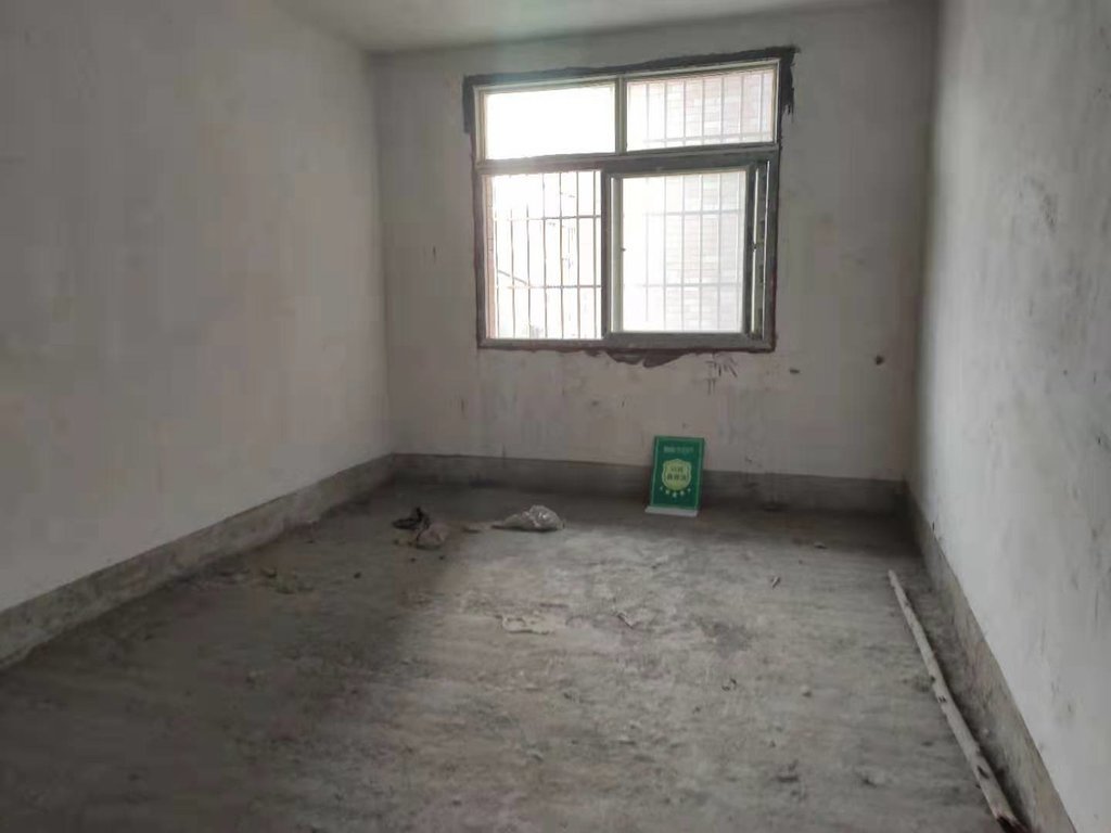 职院对面，杜原路小区步梯毛坯三楼，杜原路70年产权小区不动产证在