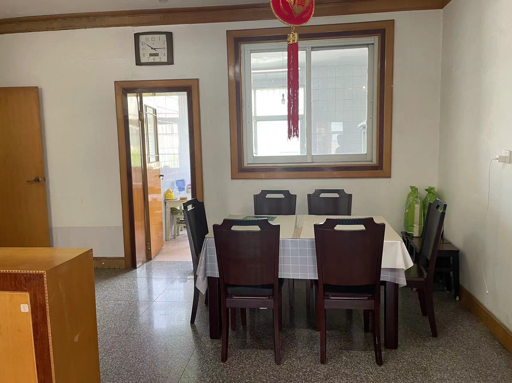 大洪国土所单位宿舍步梯4楼外墙新144平3房2卫老证