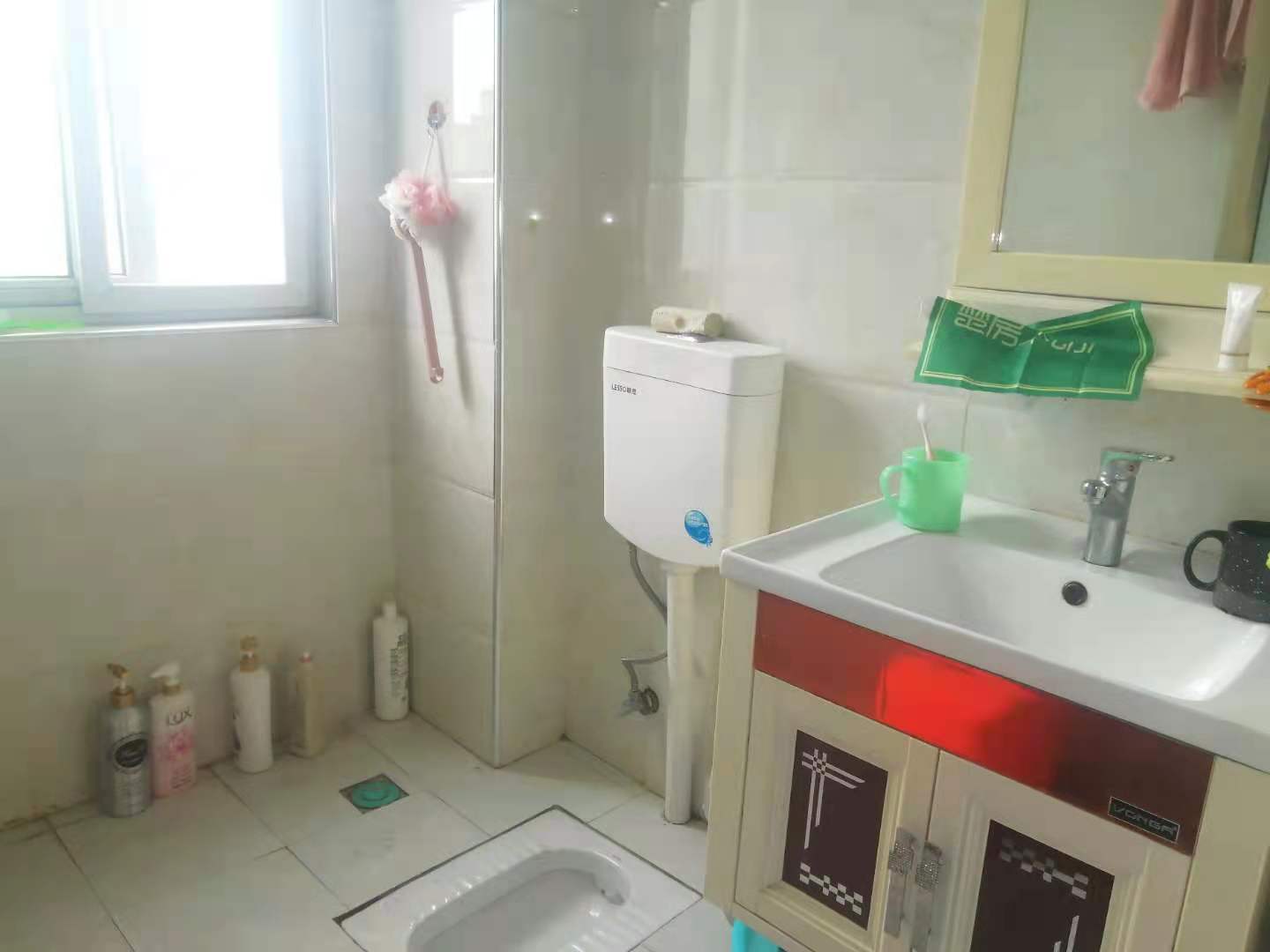 一中对面翰林公馆精装2房坐北朝南证满2年采光好