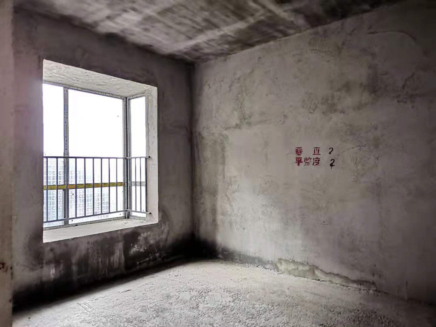 新三中旁，元泰未来城，大三房，南北通透户型