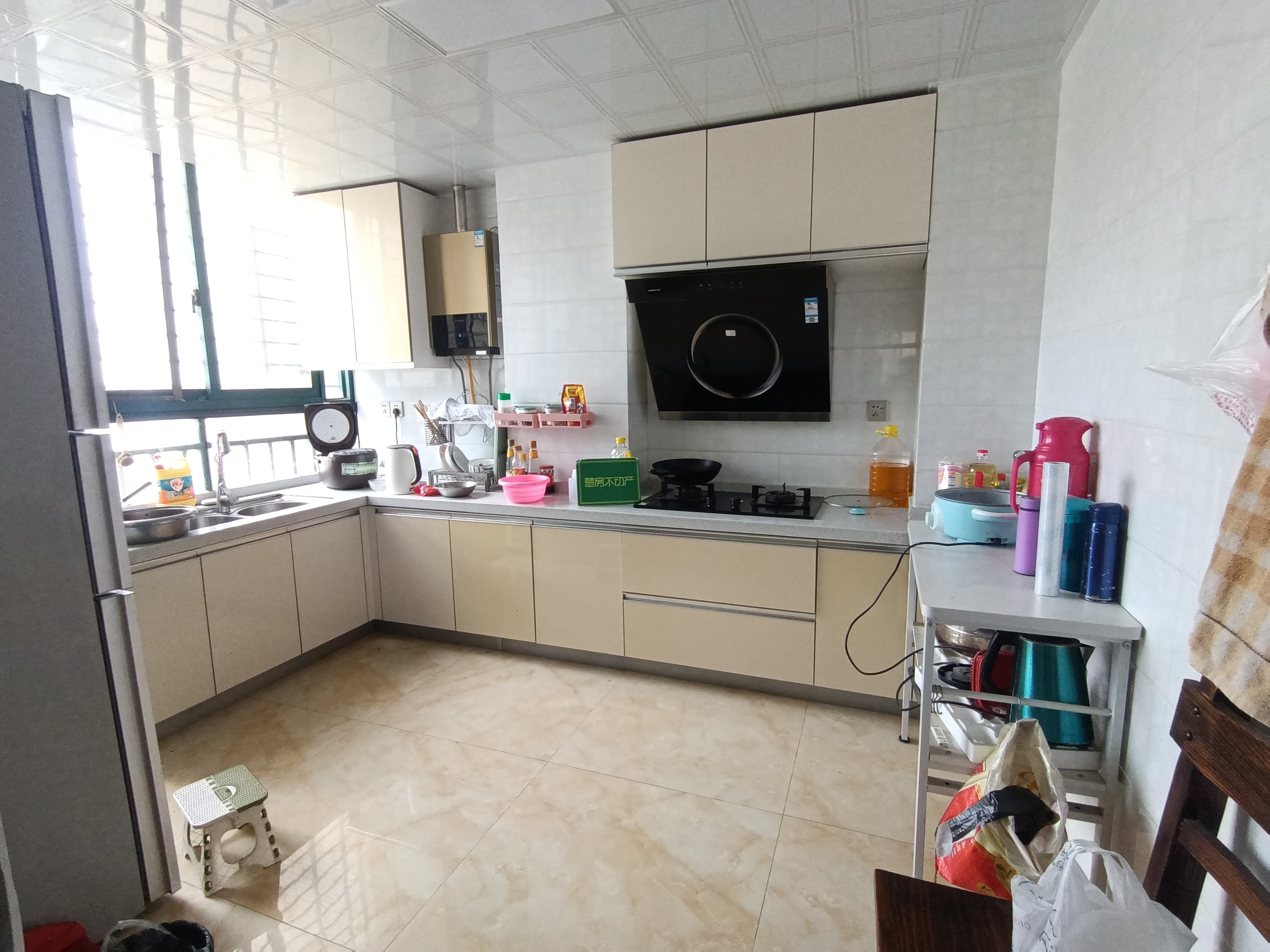 新城一号精装大三房证件满二楼下就是实验三晓