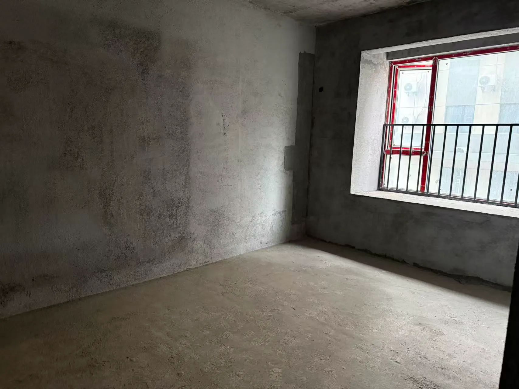 捡漏，亏本出，风和日丽，可以参与补贴，3楼，毛坯三房