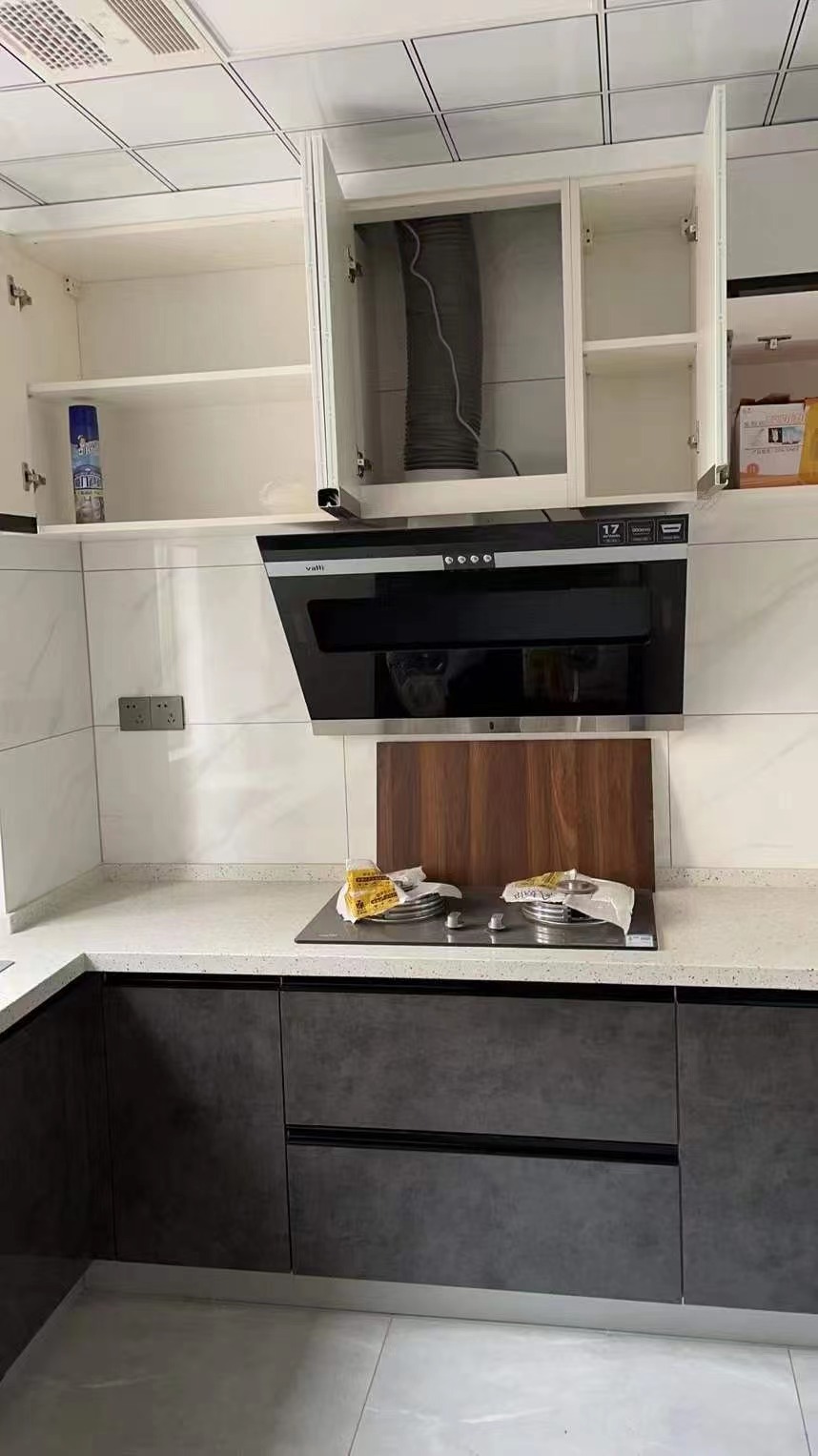 荣怀大三房出租装修新家电都齐全