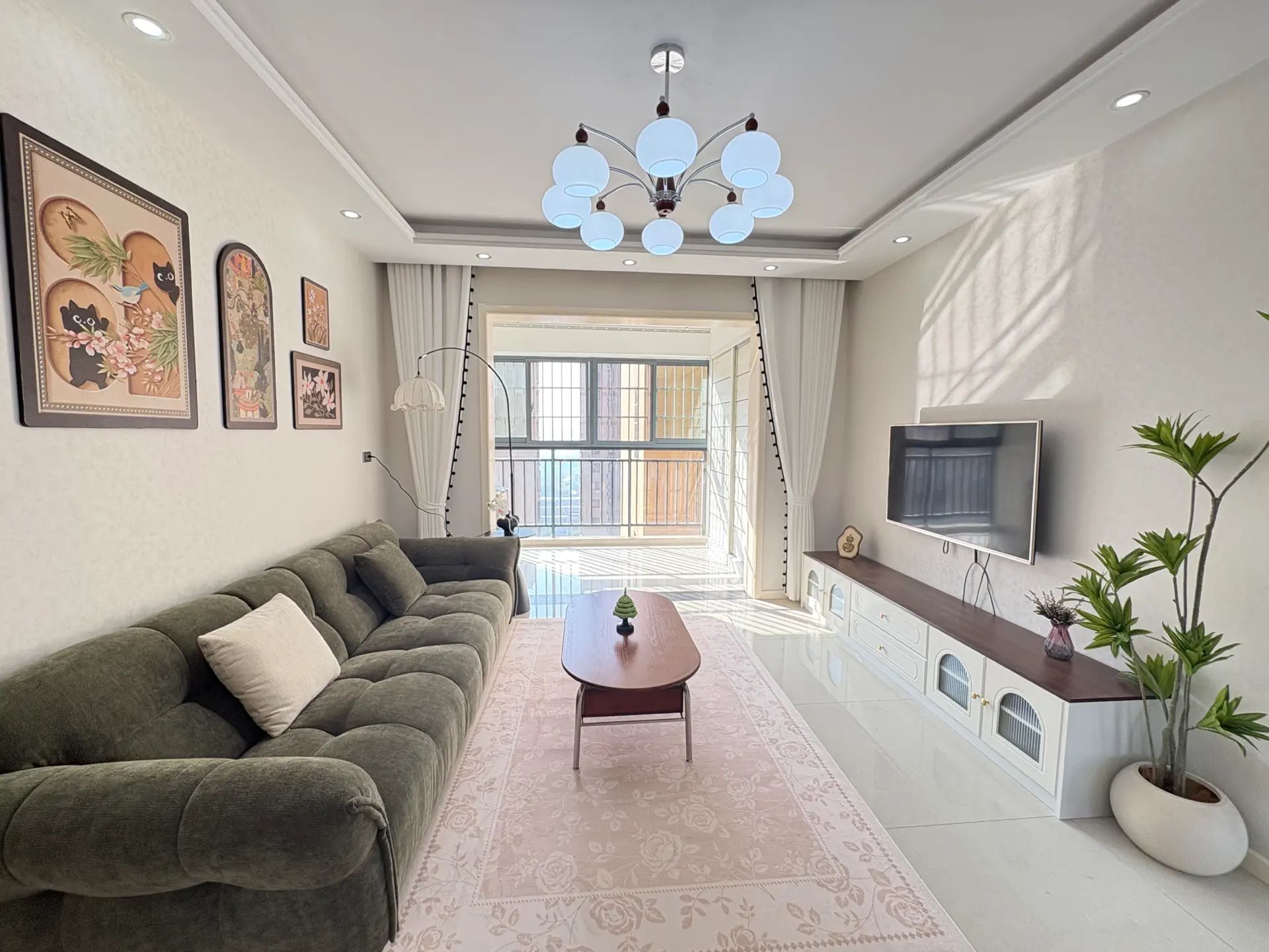 一中对面，翰林公馆，精装3房2卫，南北双阳台，​东边户，单价4600