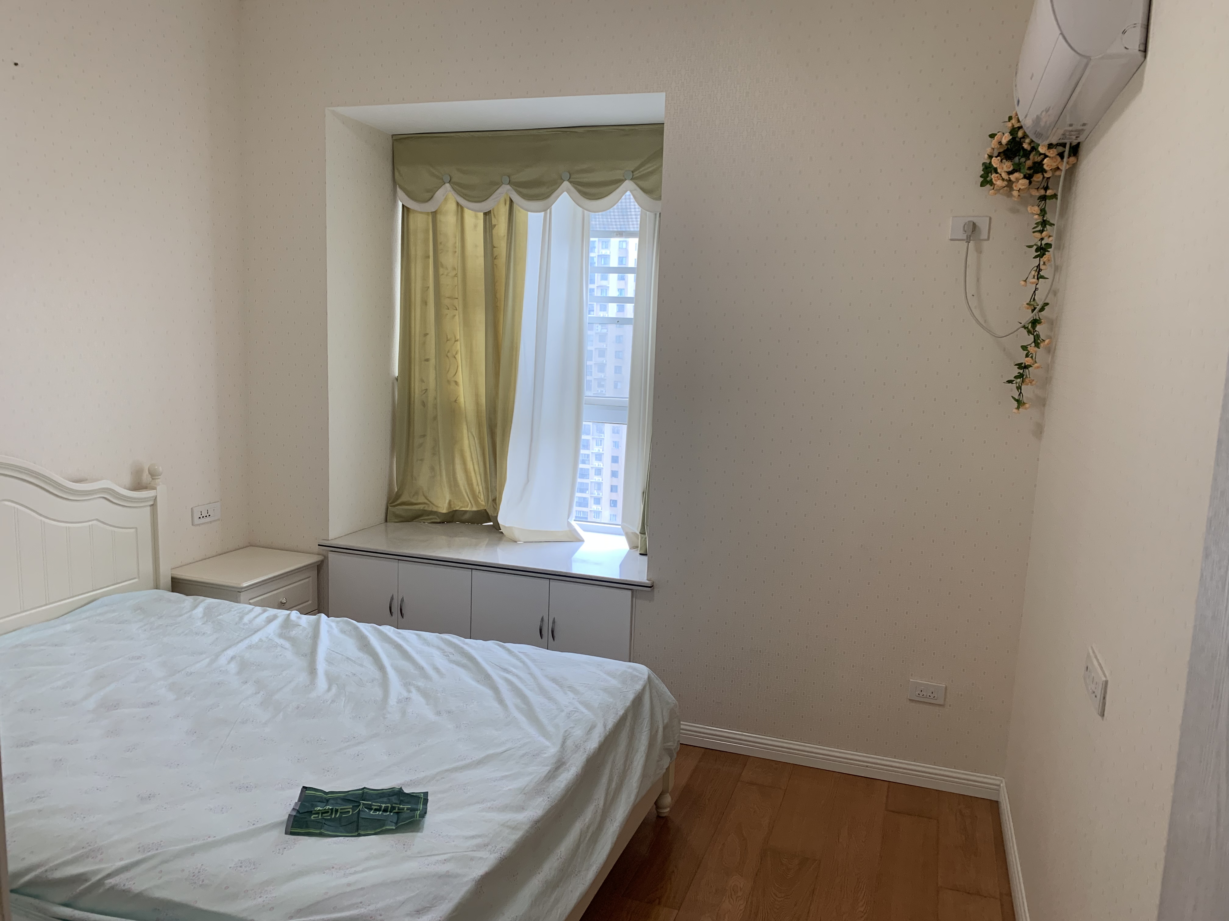 和合国际四期精装两房楼层好看房方便