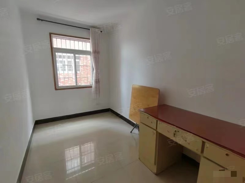 116，中百仓储旁，奥运小区，精装三房，成色新，证件齐全