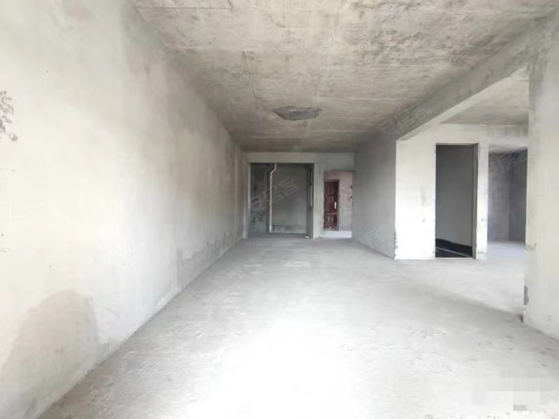 业主亏本急售，沔阳公园旁，新城壹号五期，单价4800​，证满两年