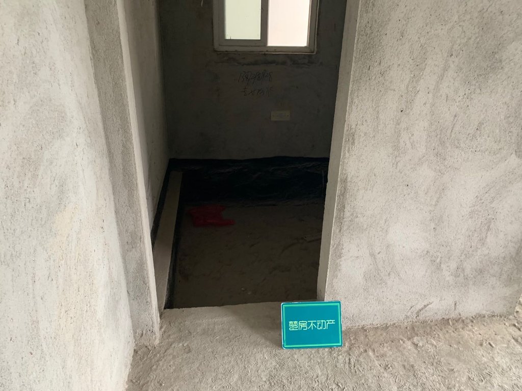 鸿昇现代城毛坯好户型新妇幼对面诚意出售楼层视野好