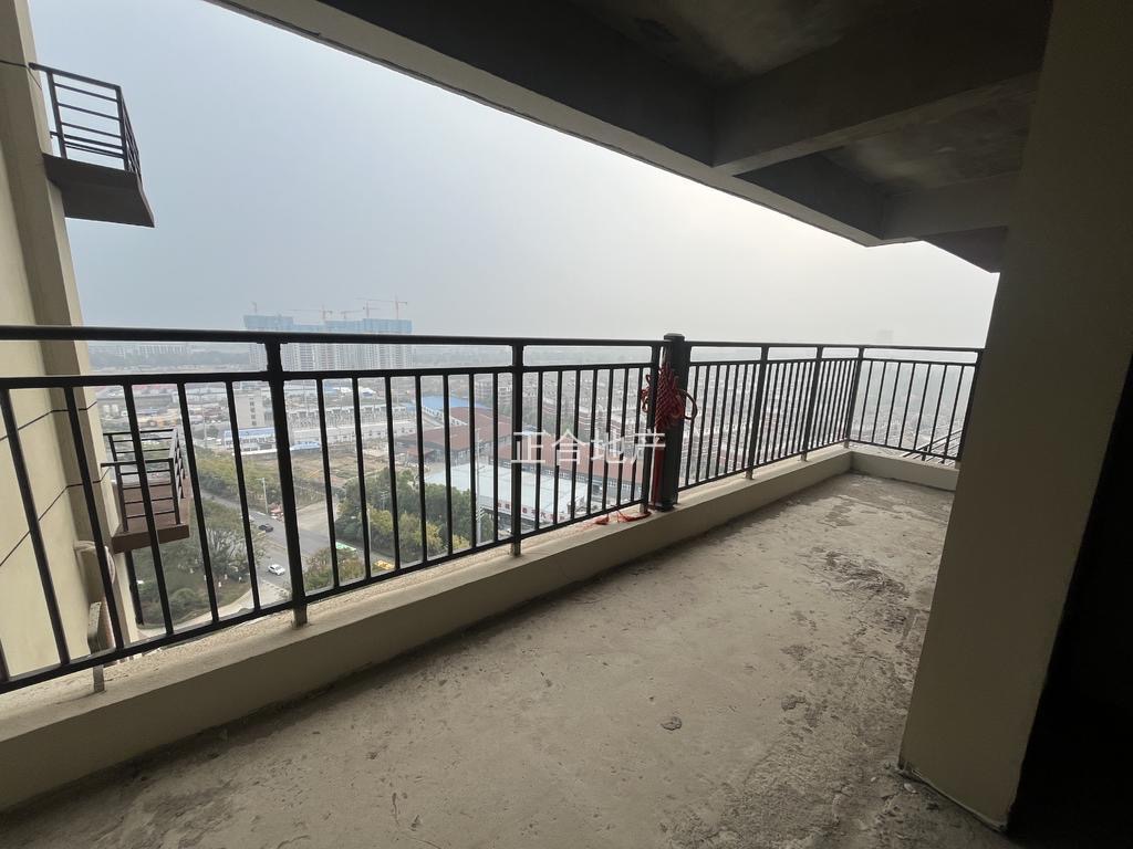 城南，毅腾南城郡，一口价60万送车位，单价4950，新二中，证满二