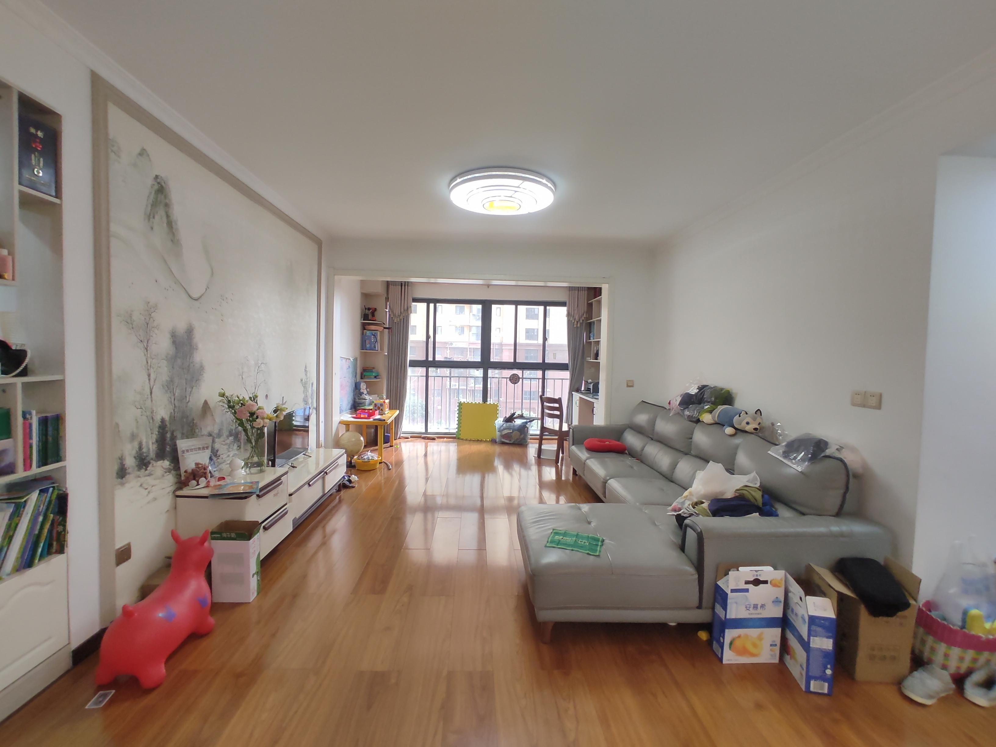 满庭春.精装三房南北通透.证件满二.看房方便