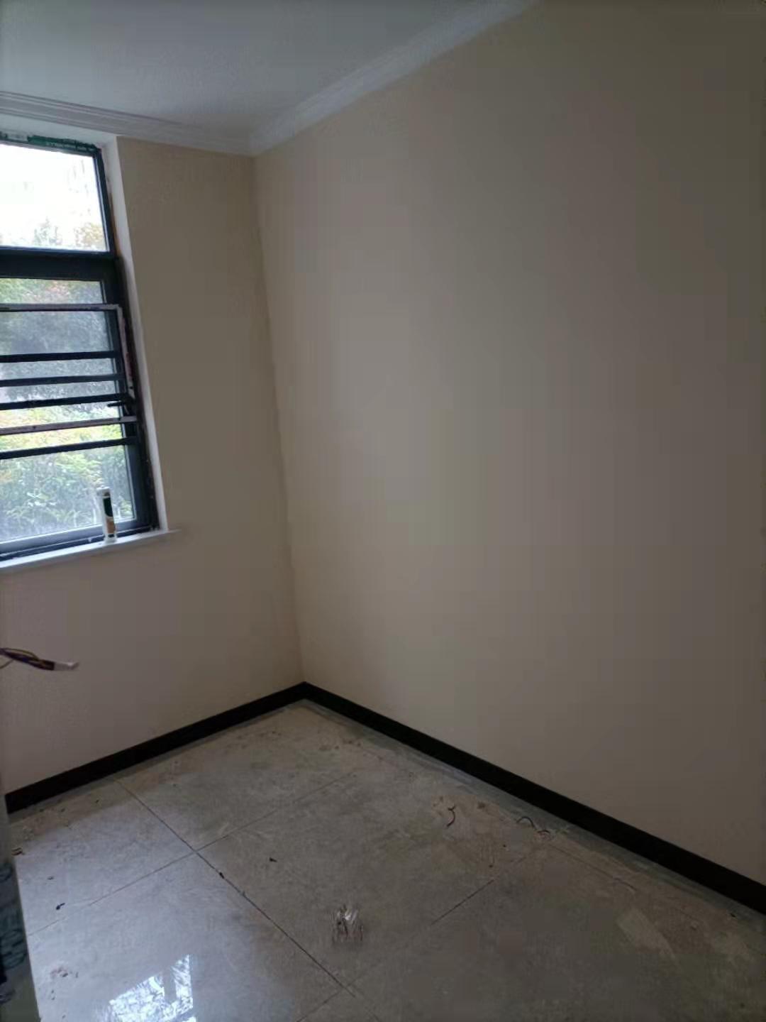 元泰未来城A区，证以下，新三中旁边环境好周边设施方便