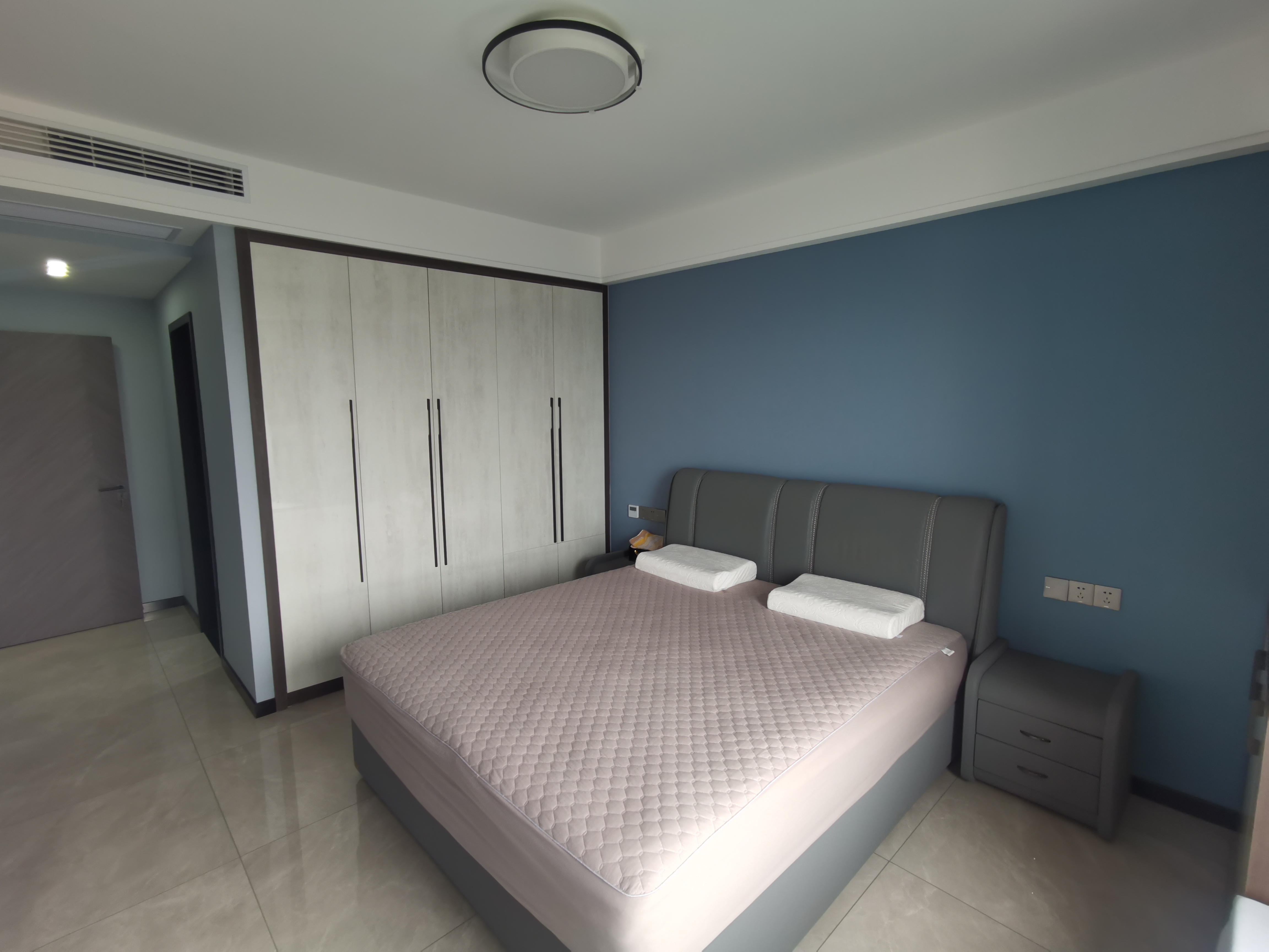 新城壹号四期全新装修大四房全屋品牌基本没住看房方便