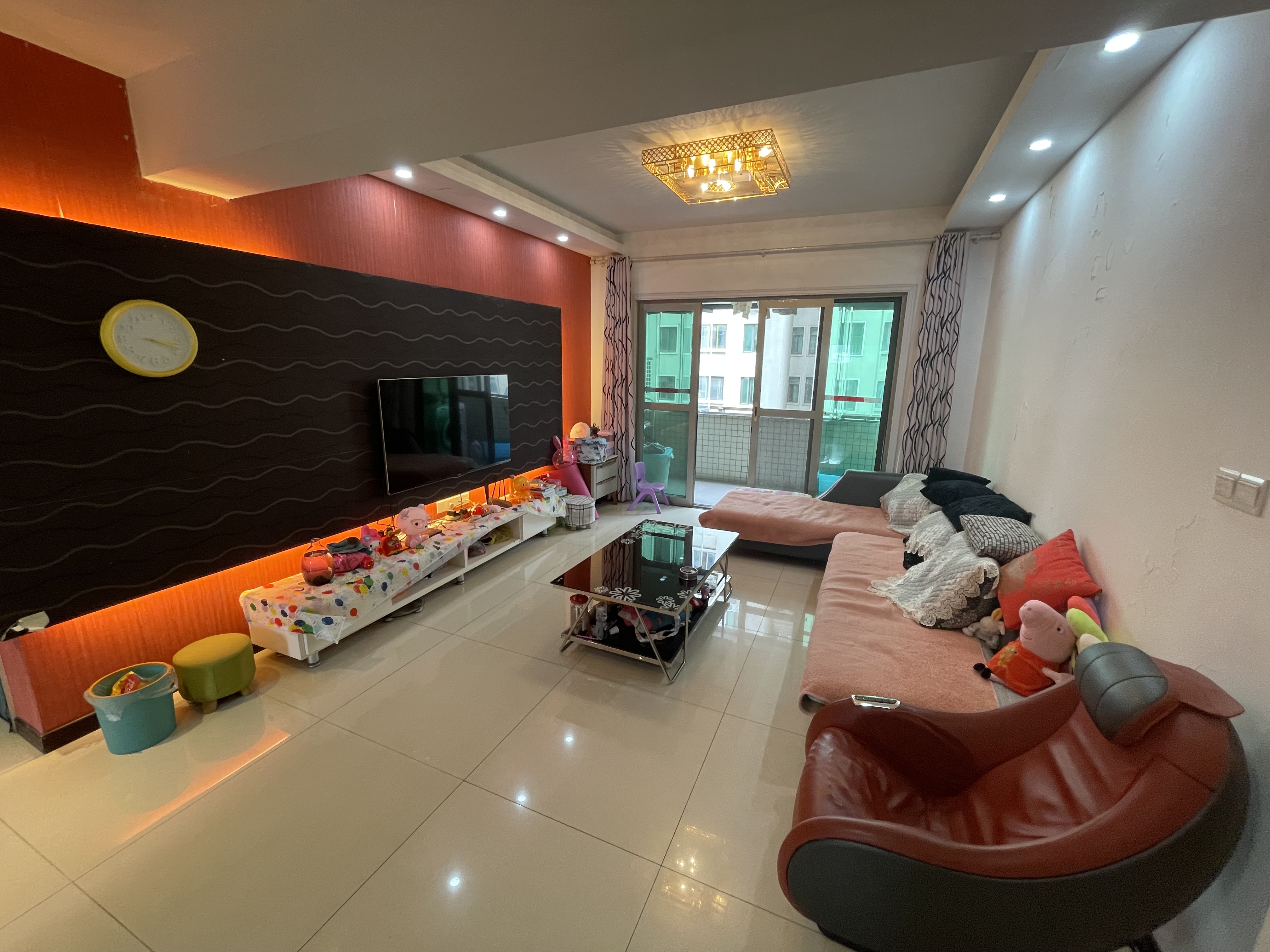 锦绣龙城电梯房带露台装修房子毛坯价城东刘潭公园