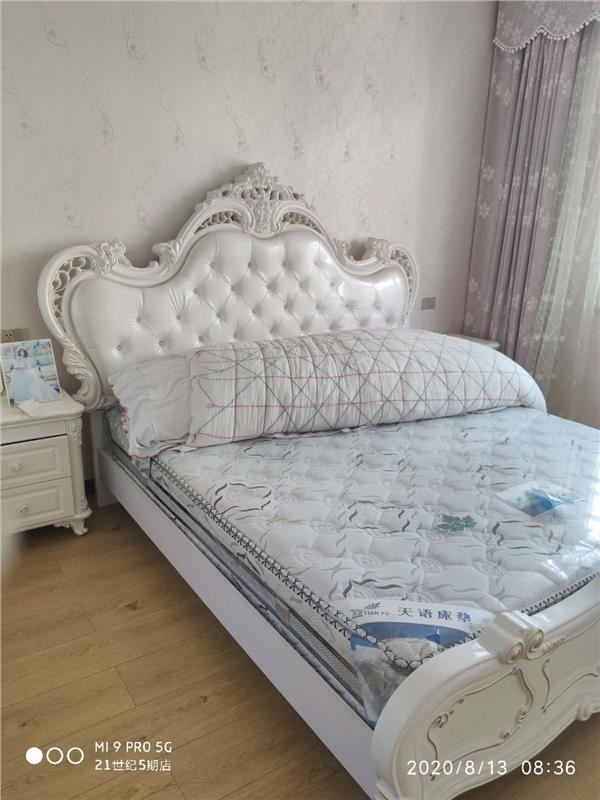 天诚缘精装小三房，全新装修未住，满五 可按揭电梯楼层好