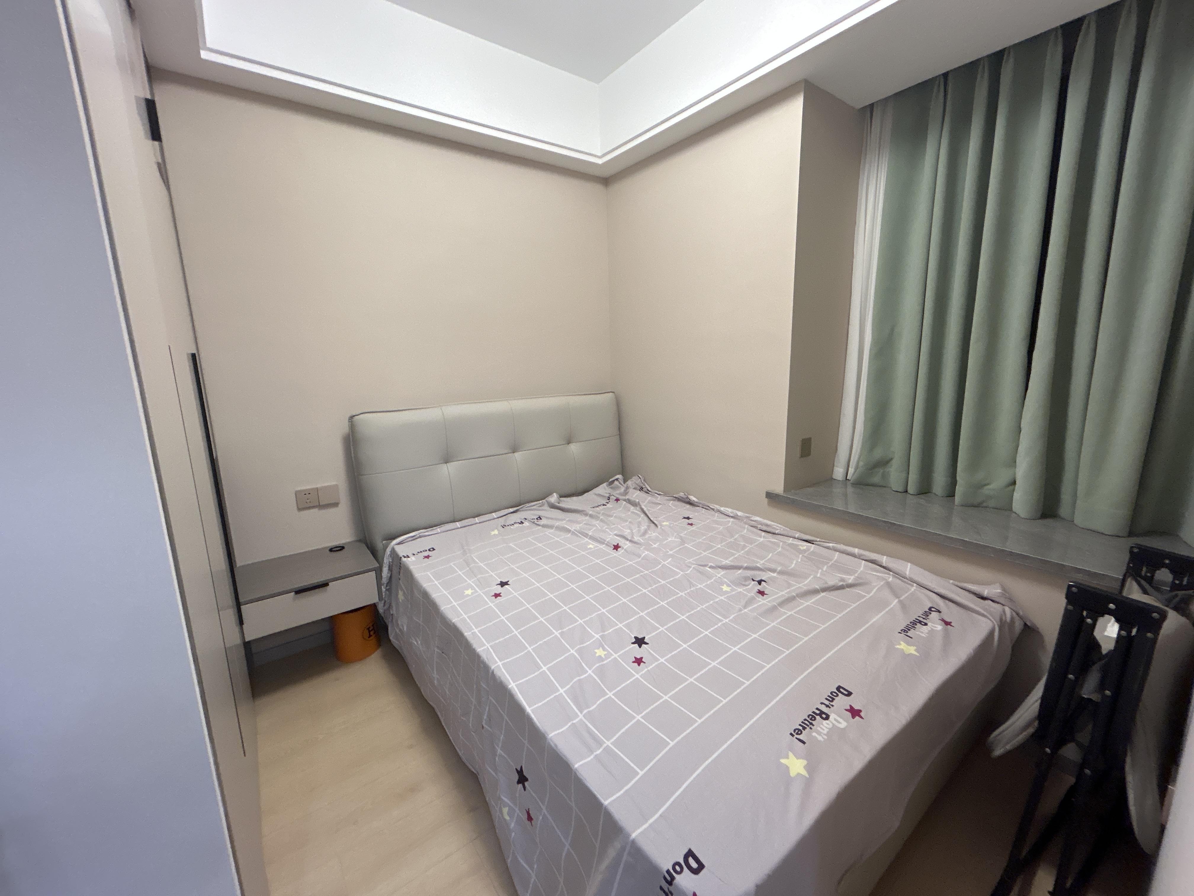 城西风和日丽，精装拎包入住，下楼三中