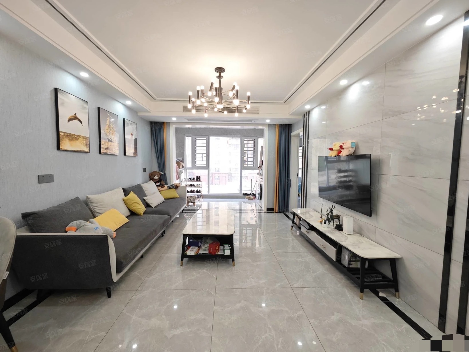 降价了，降价了，业主急售，仙桃xiao学旁，满庭春，新装修三房  ，证件满二，电梯好楼层