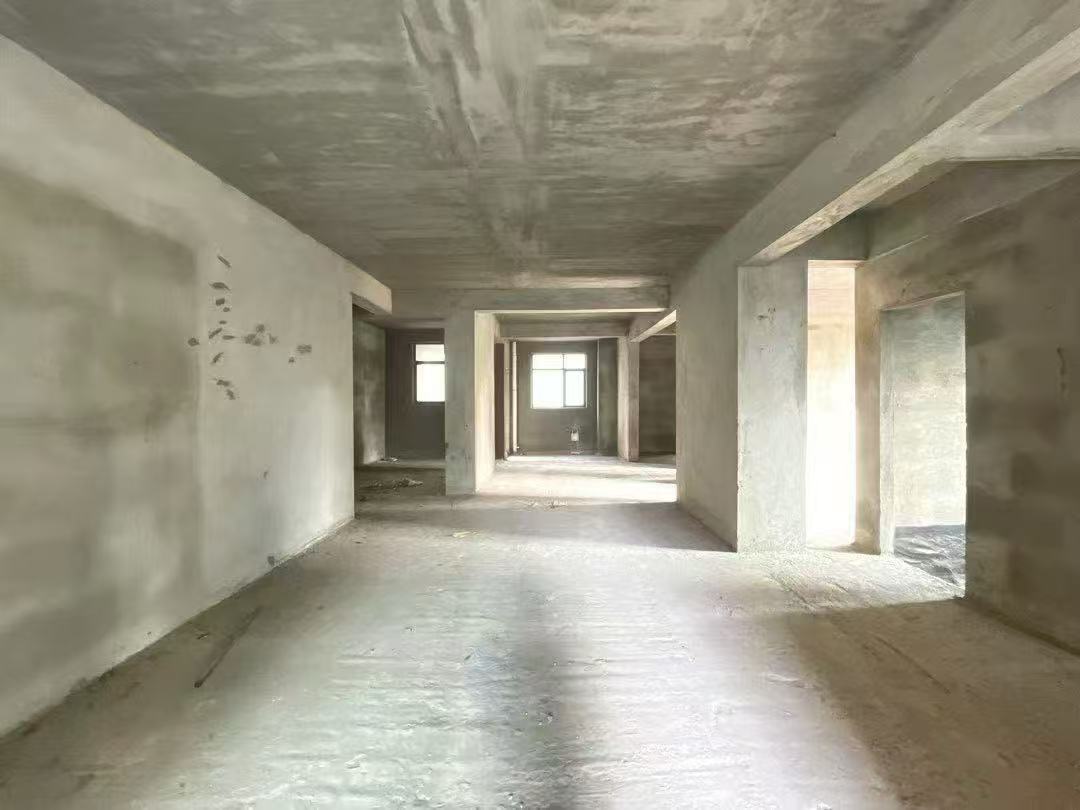 速度捡漏，城南，新城一号，单价3880，带一个大露台，证满，南北通透二