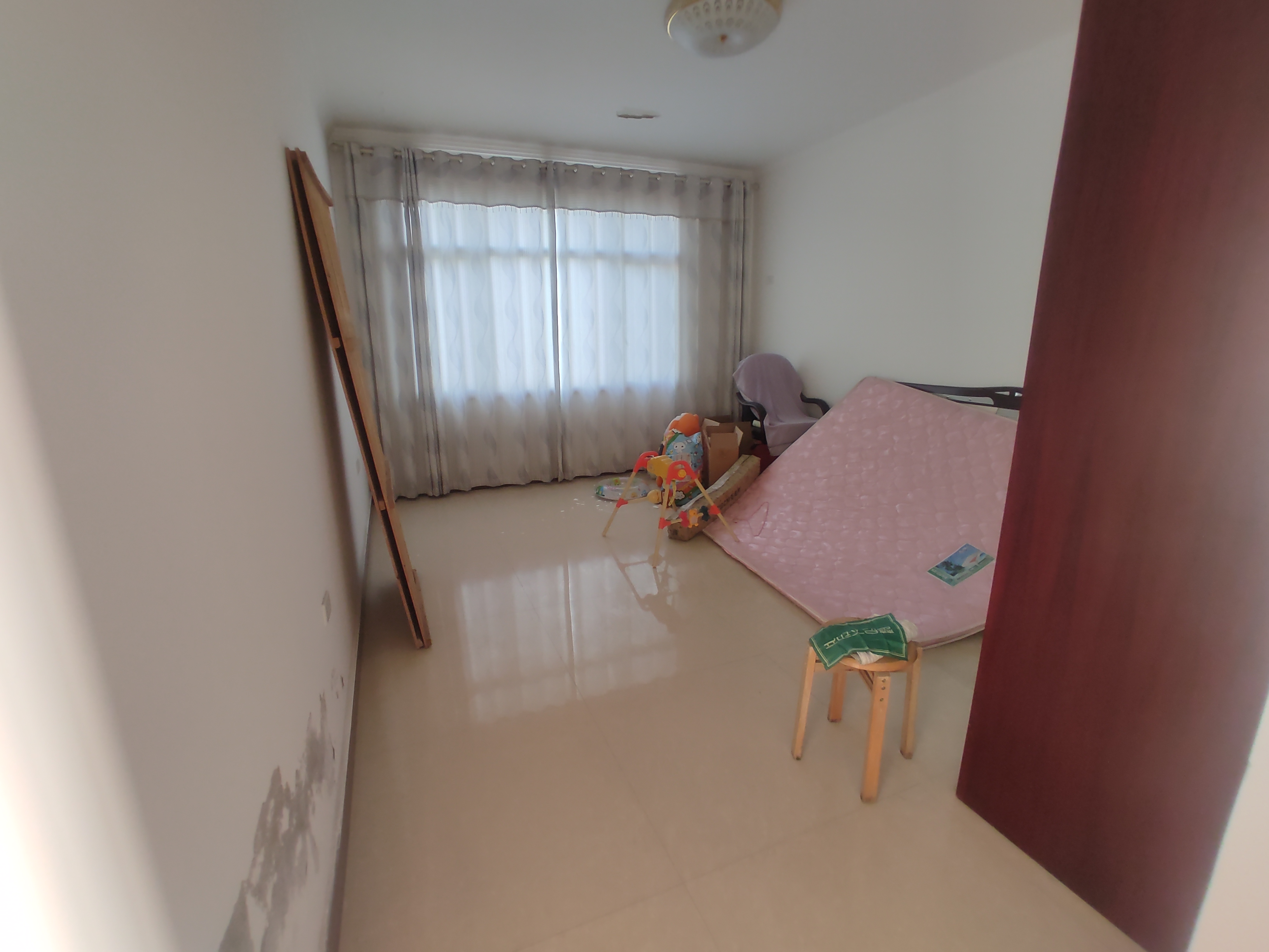 仙源學笑旁精装两干四层私房10个房间有出场诚意出售