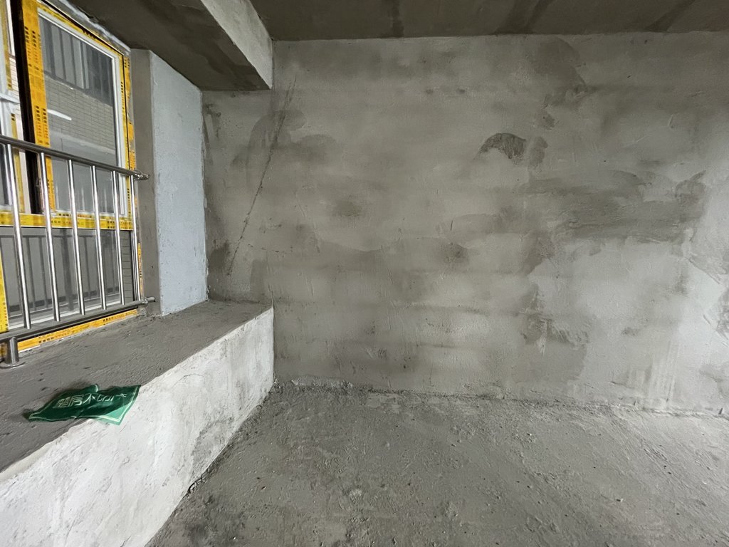 沔阳天泽园毛坯一楼守付一万起嫁格13.8万起南北通透看房方便诚心出售