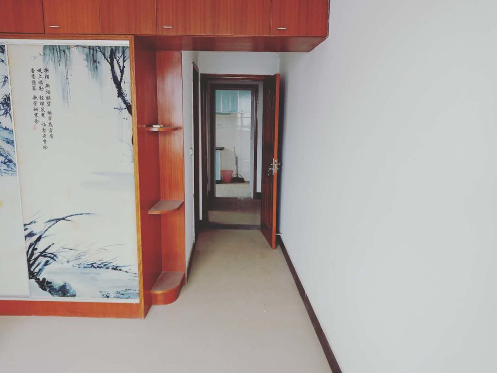 商城北门附近，实验 旁，好房出售！大三房