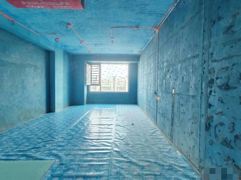 吾悦‮府华‬，大‬平层​，业‮峰之‬半‬装修，一梯一户，小高层，带车位，全屋中央空调➕地暖，装修了一大半了