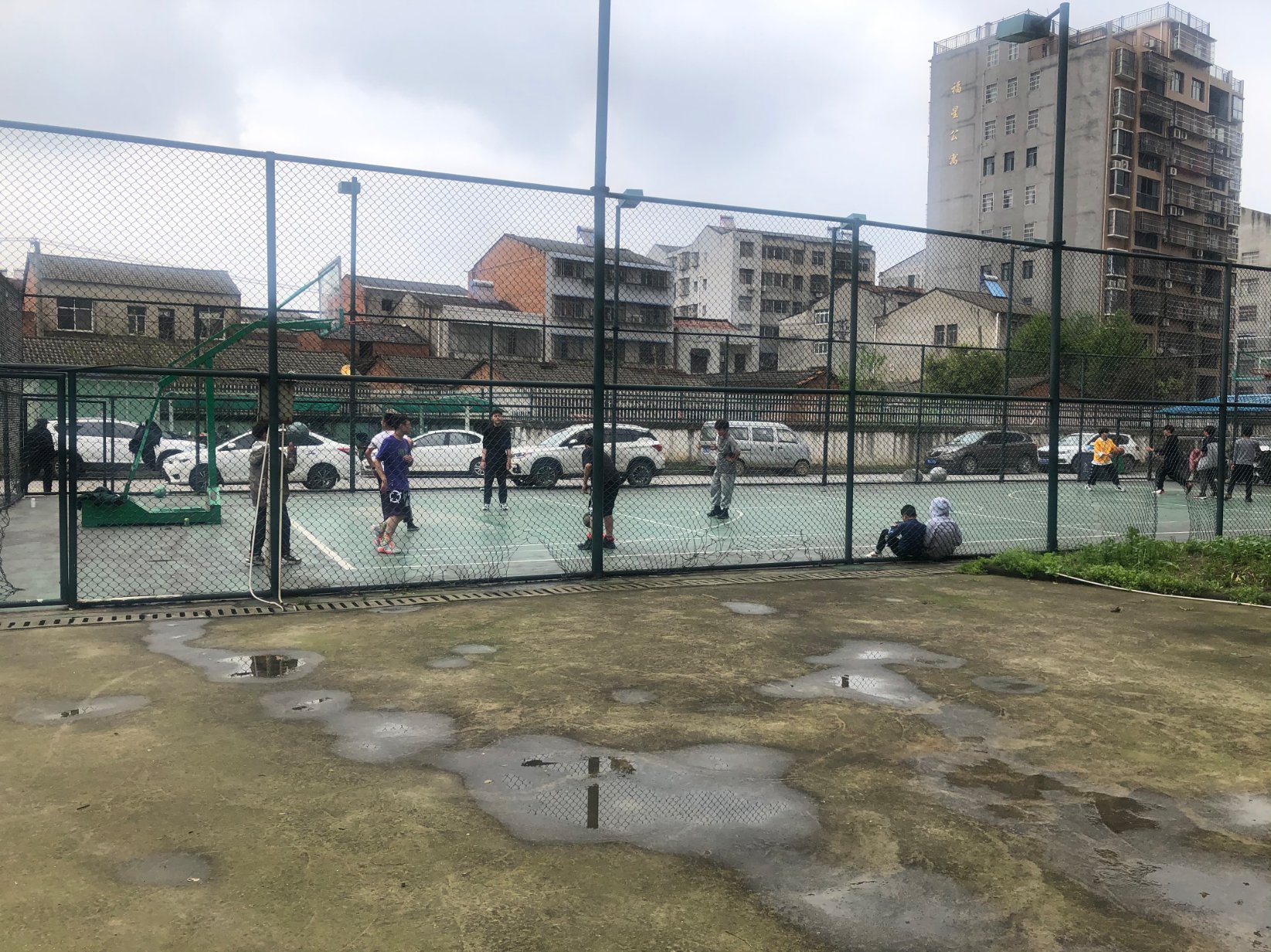 福星城毛坯好户型3是2厅2卫证满2楼层好接受按揭