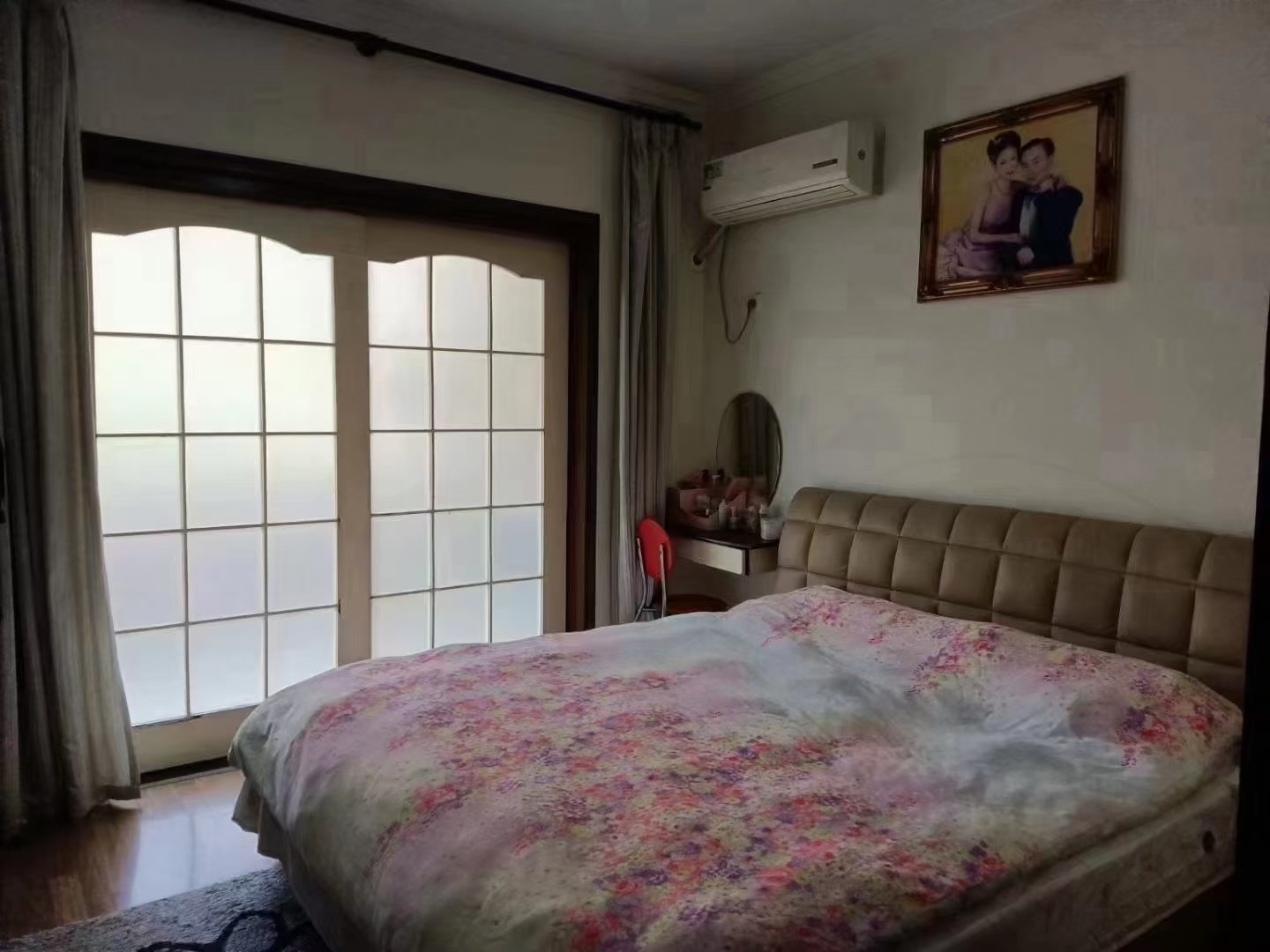 德政园步梯中层中等装修满五唯1拎包入住