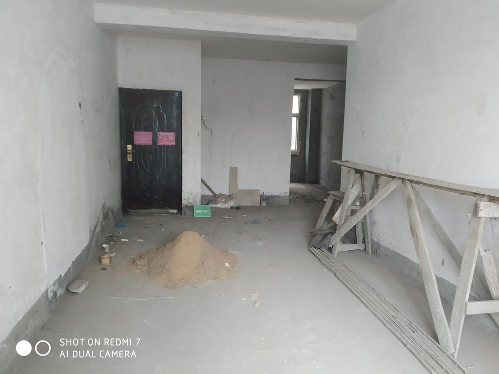 世北春毛坯三房证满二！