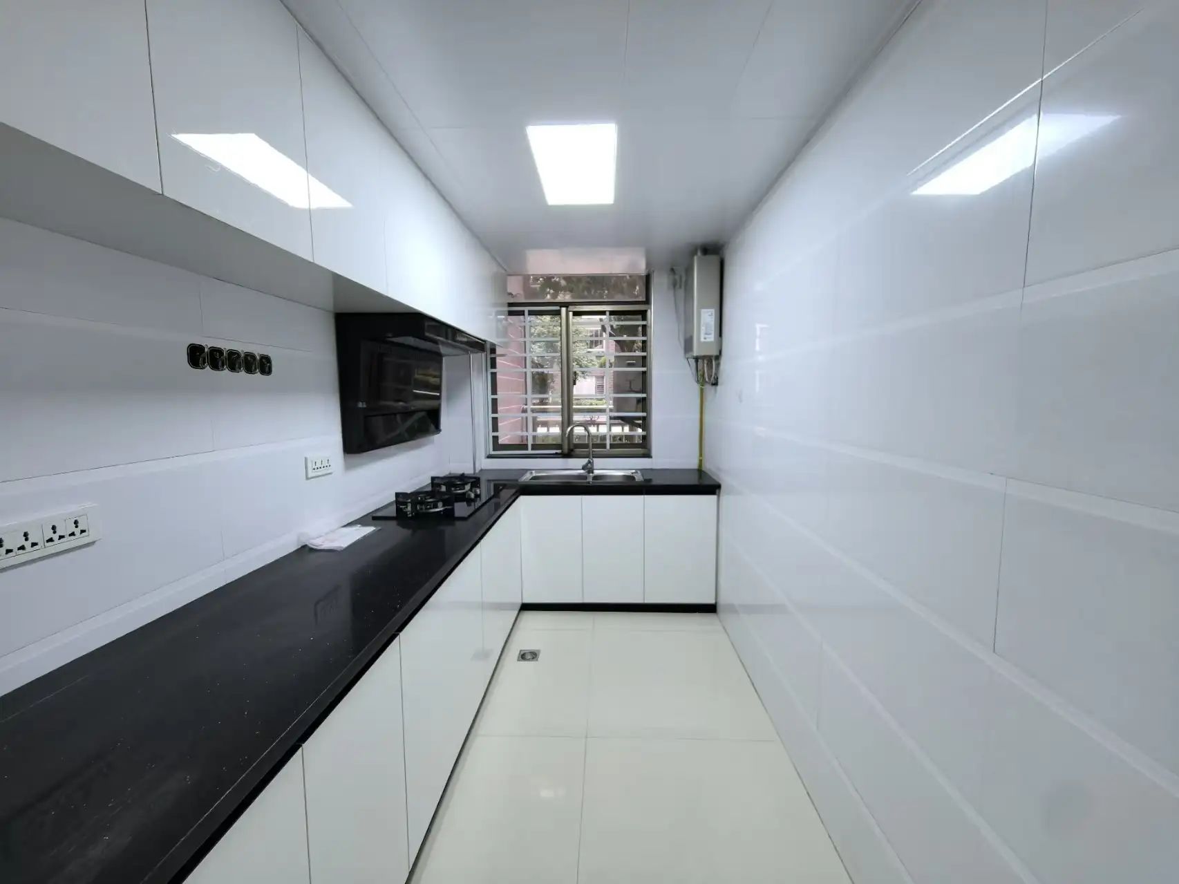 降价了，诚心出售，城南，金诚花园，精装3房，南北通透，证满二